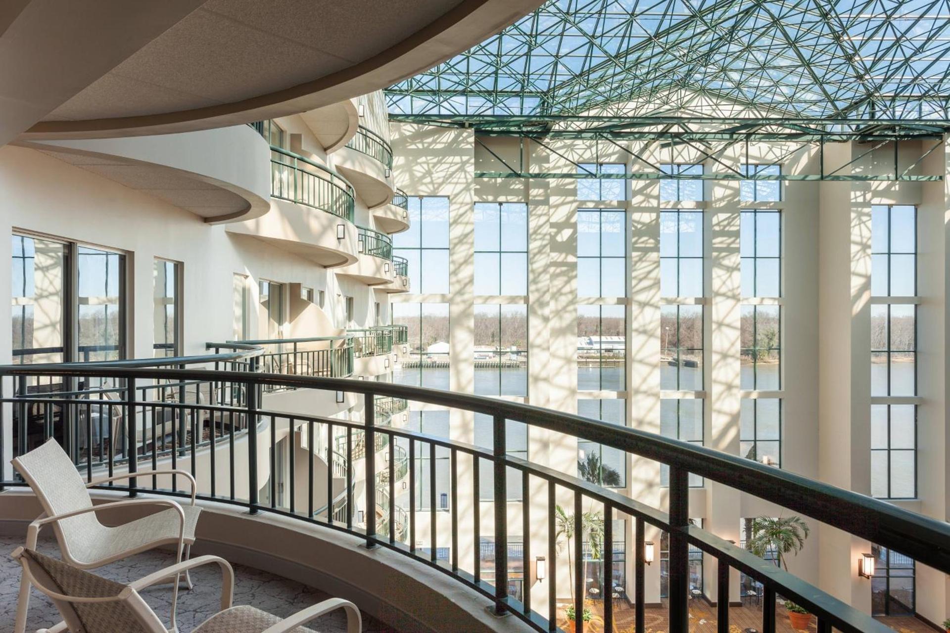 Marriott Savannah Riverfront photo 30