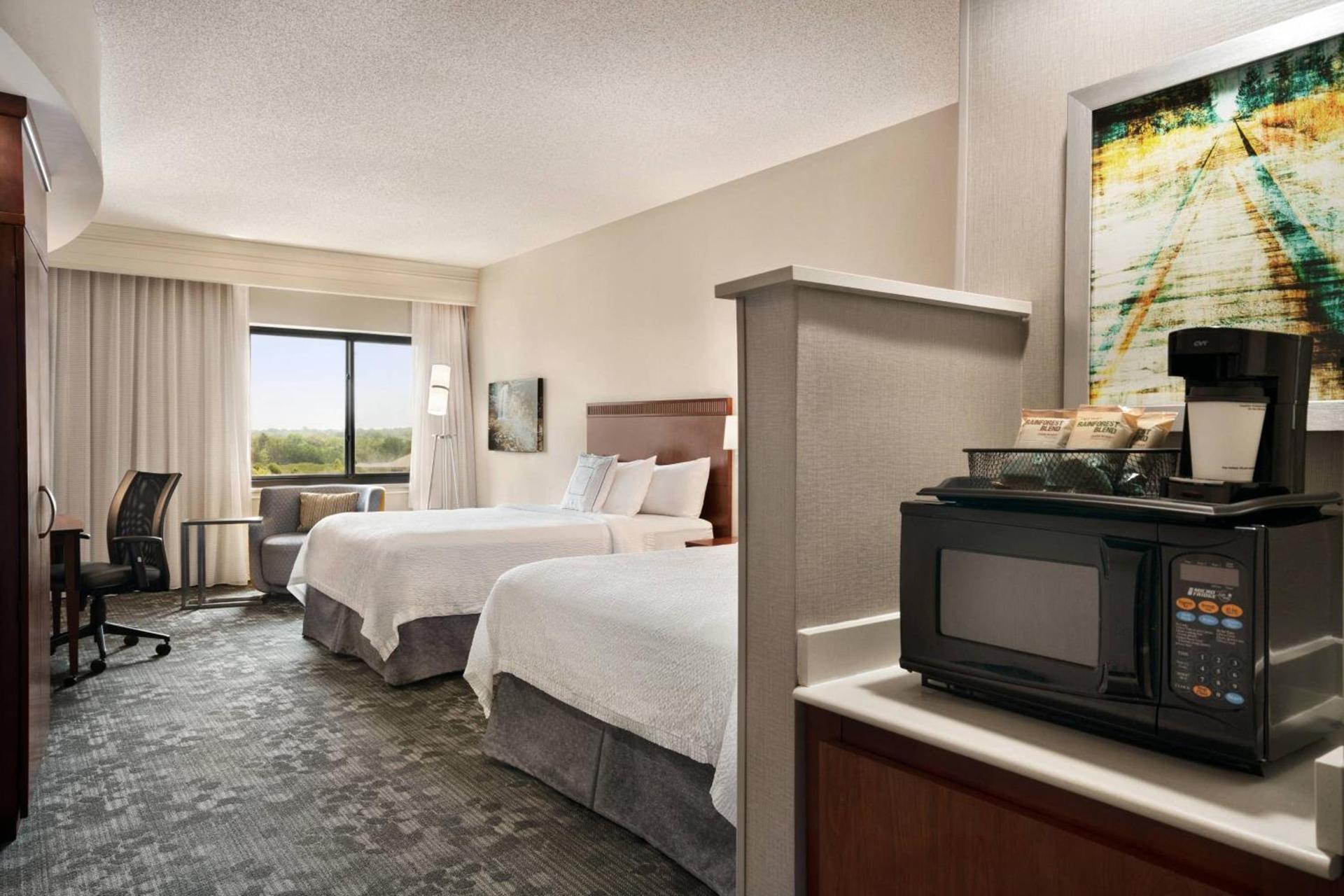 Courtyard by Marriott Middletown Goshen photo 13