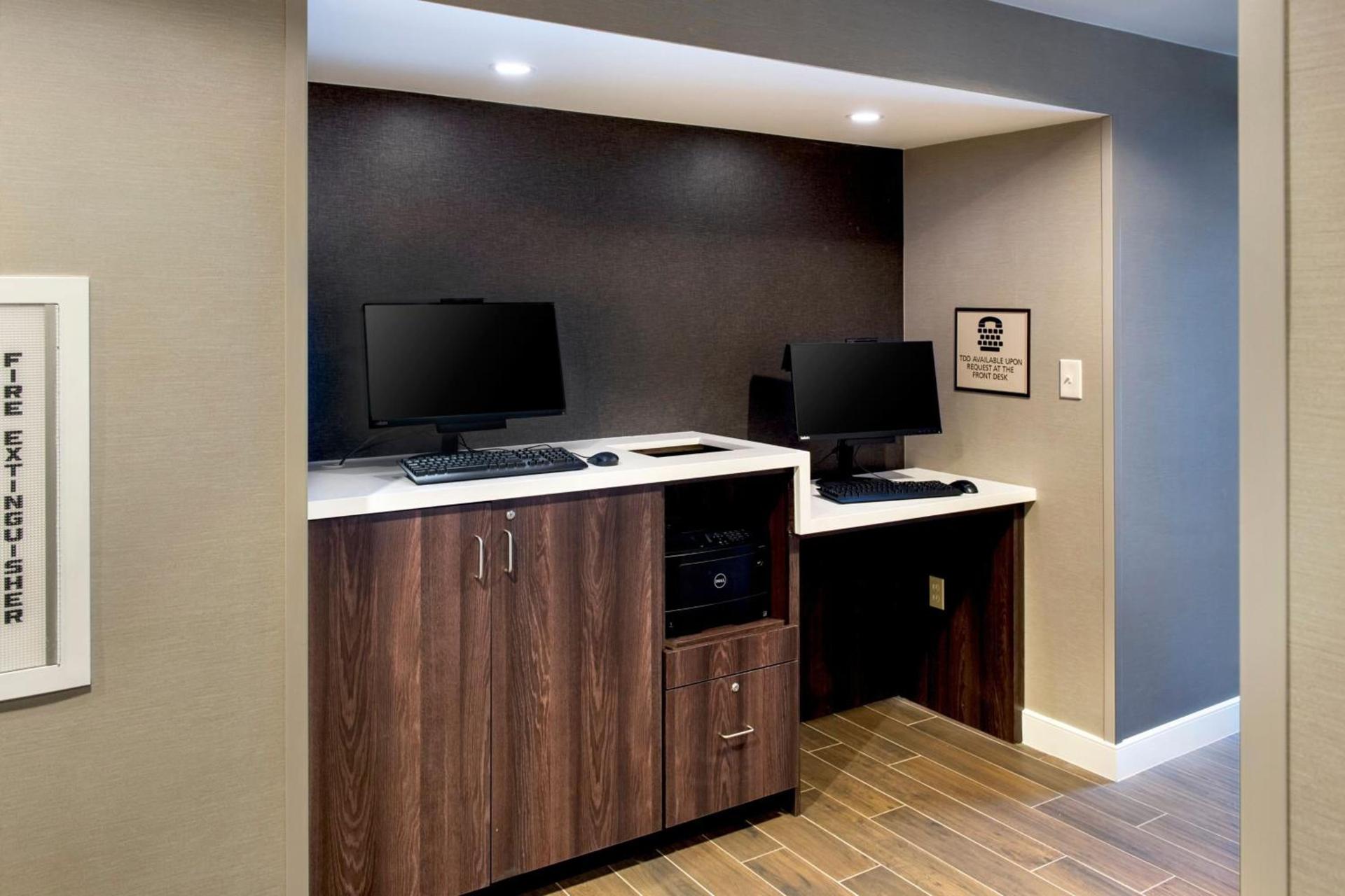 Residence Inn Fairfax Merrifield photo 18