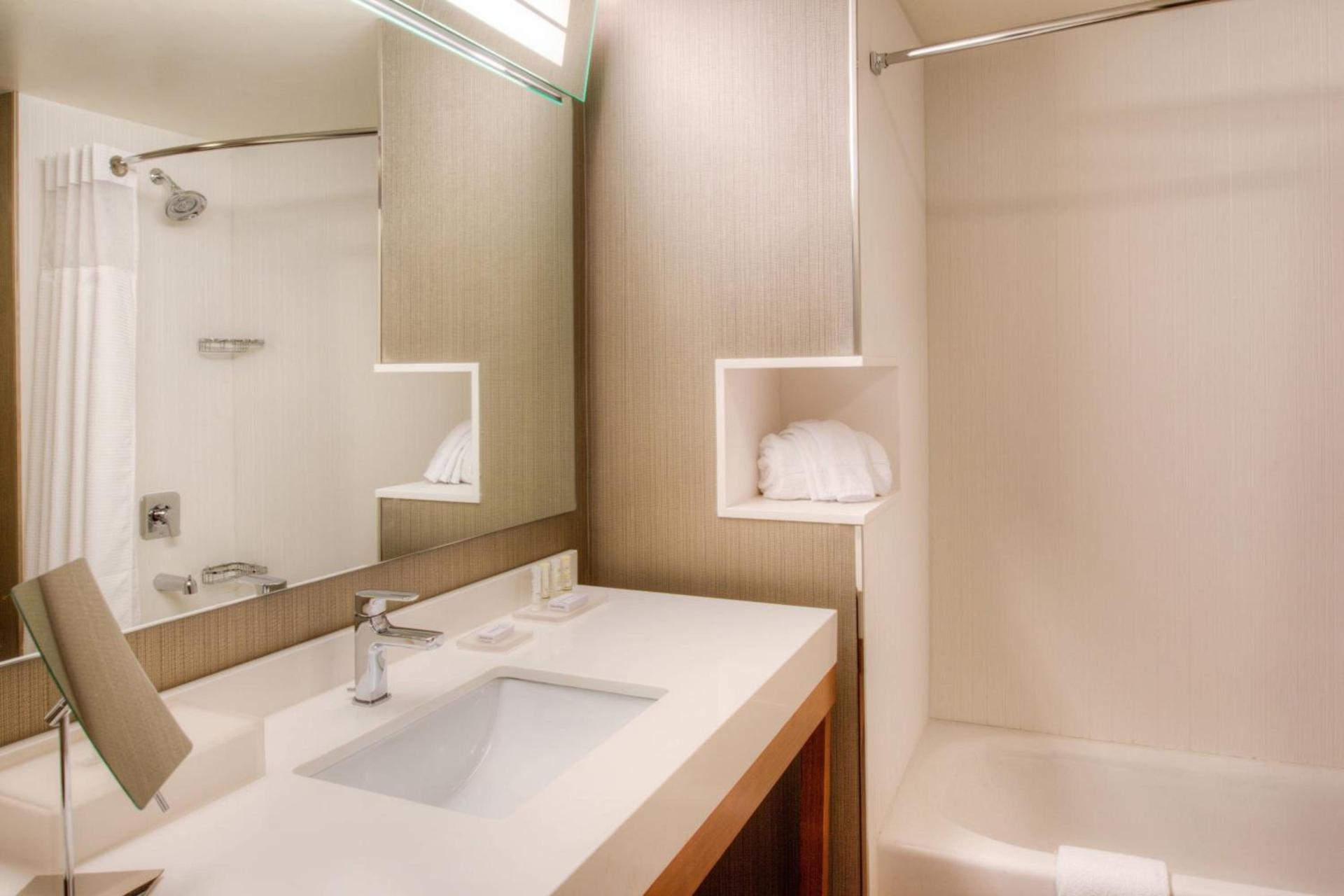 Courtyard by Marriott St Louis Chesterfield photo 10
