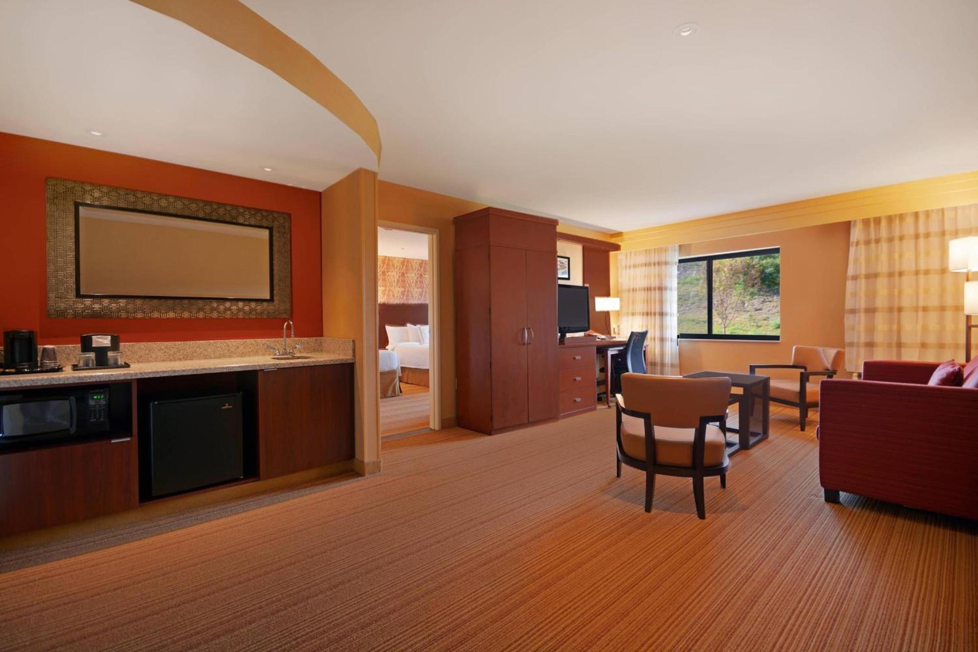 Courtyard by Marriott Oneonta photo 10