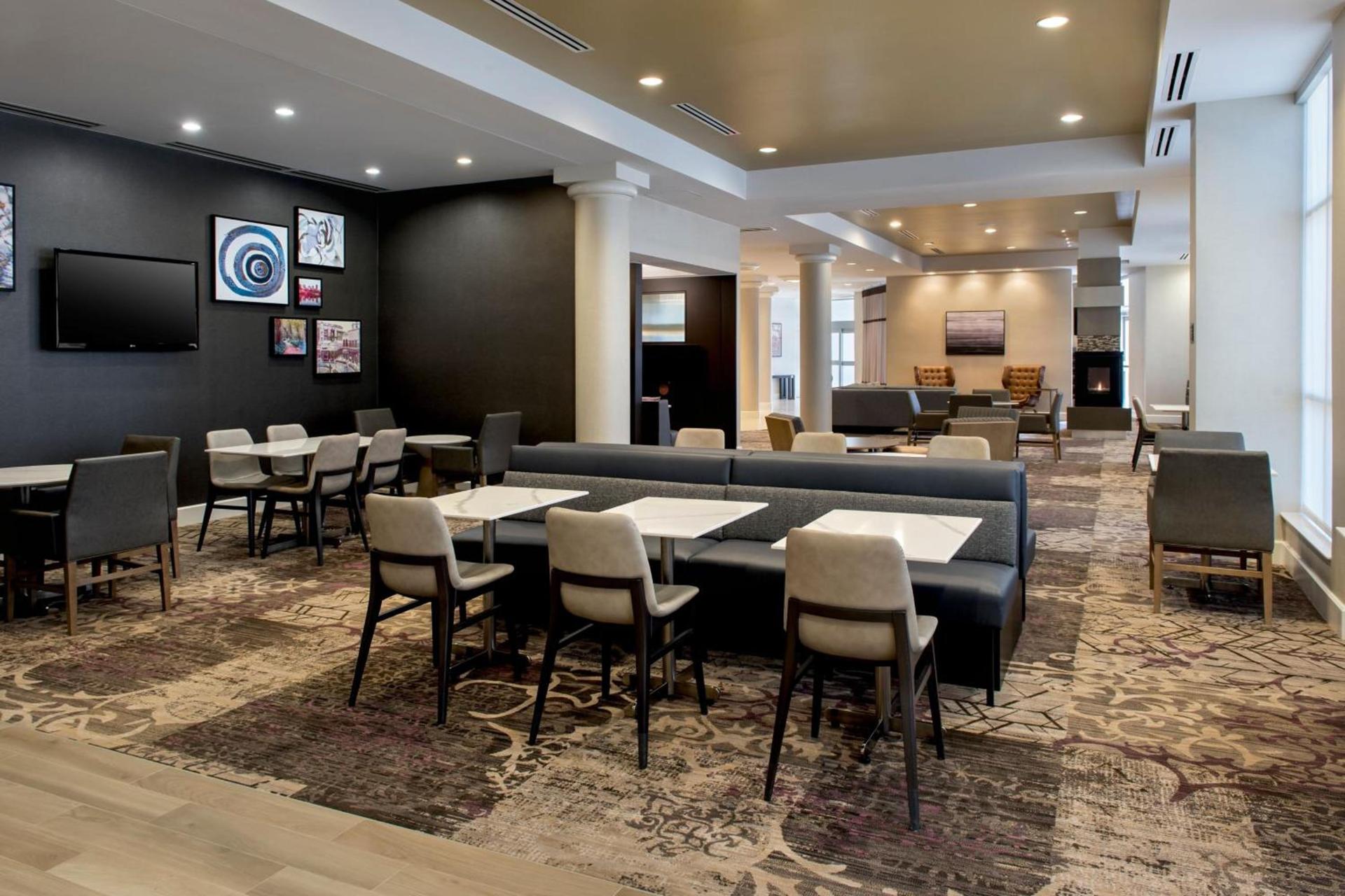Residence Inn by Marriott Fairfax City photo 16