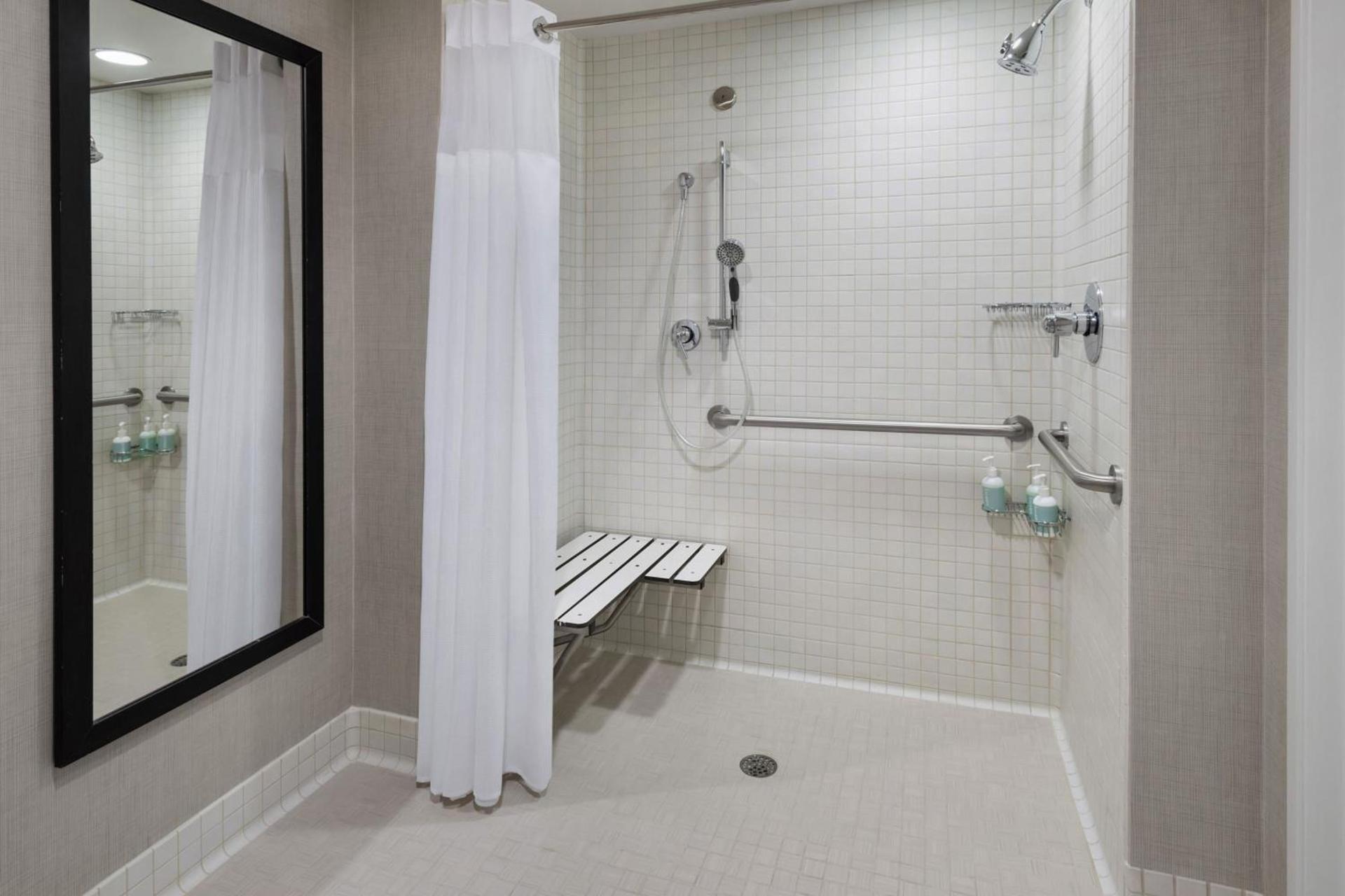 Residence Inn by Marriott Fairfax City photo 2