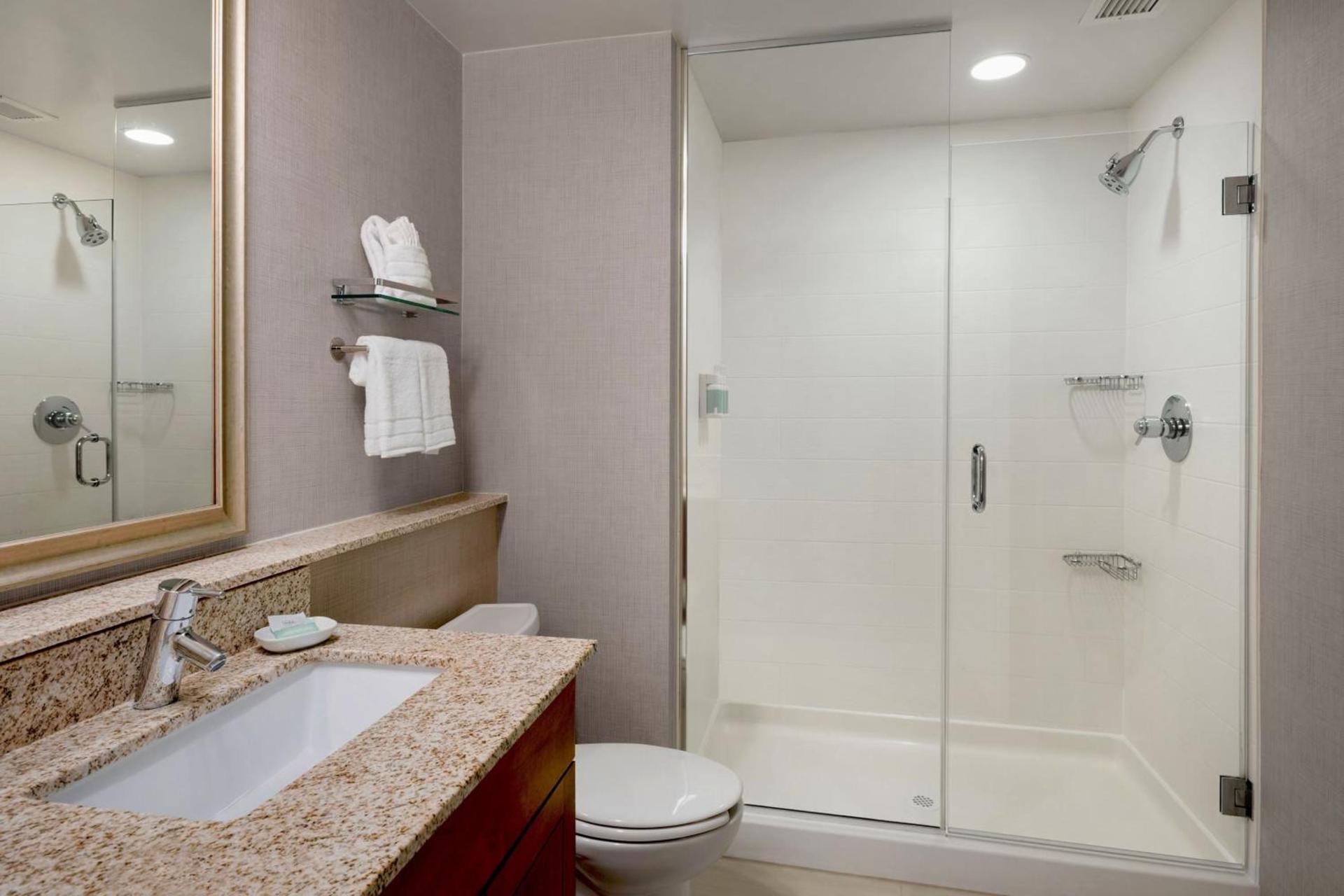 Residence Inn by Marriott Fairfax City photo 6