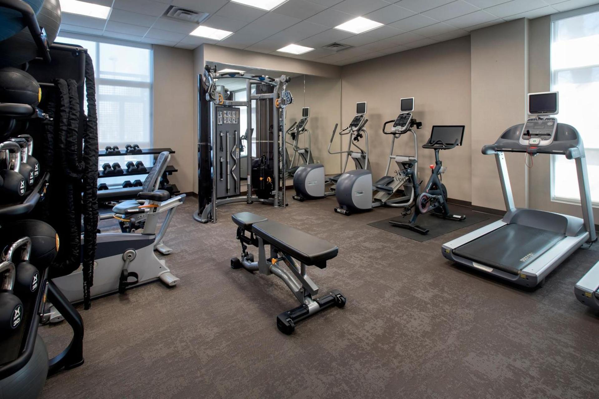 Residence Inn by Marriott Fairfax City photo 8