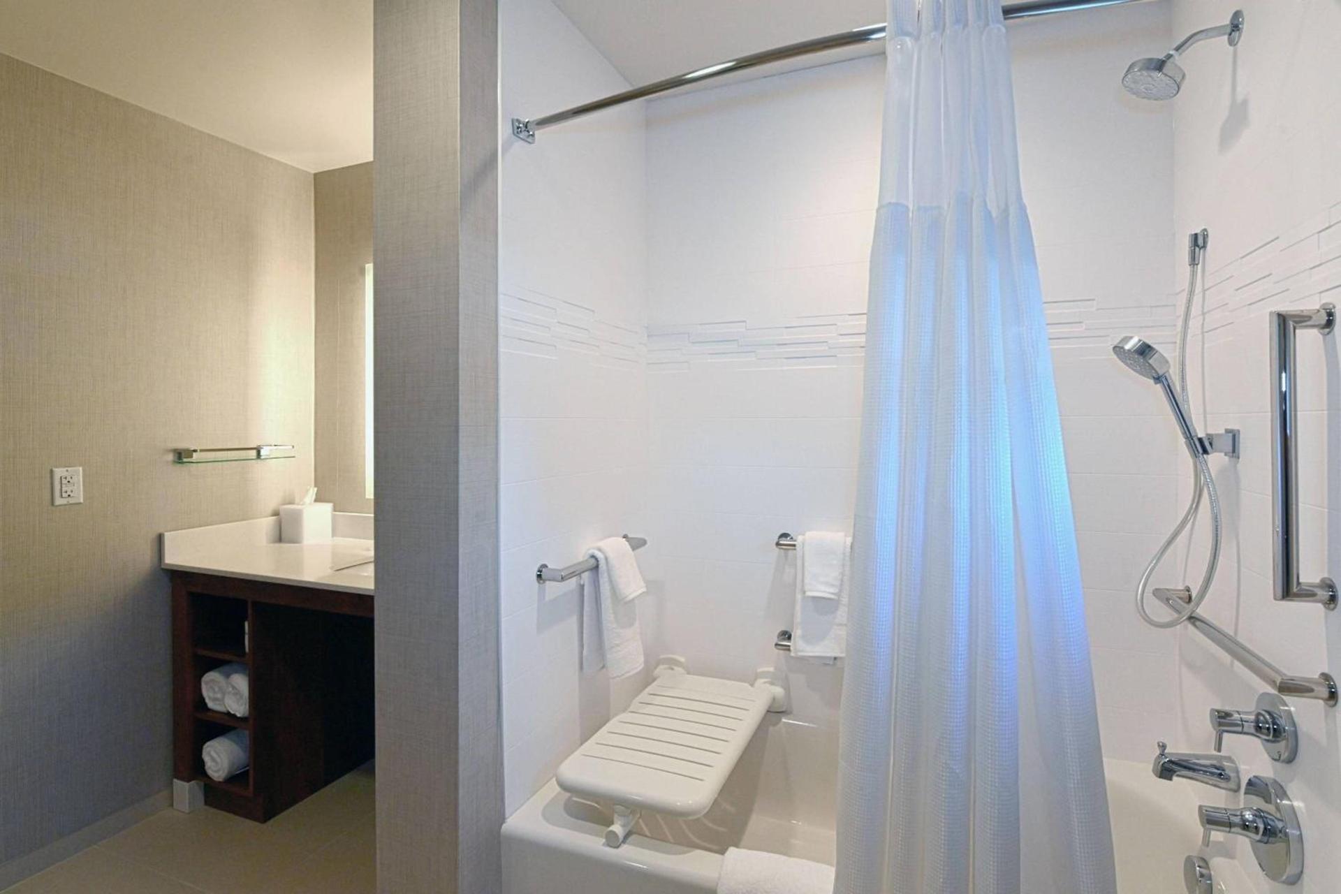 Residence Inn Richmond photo 14