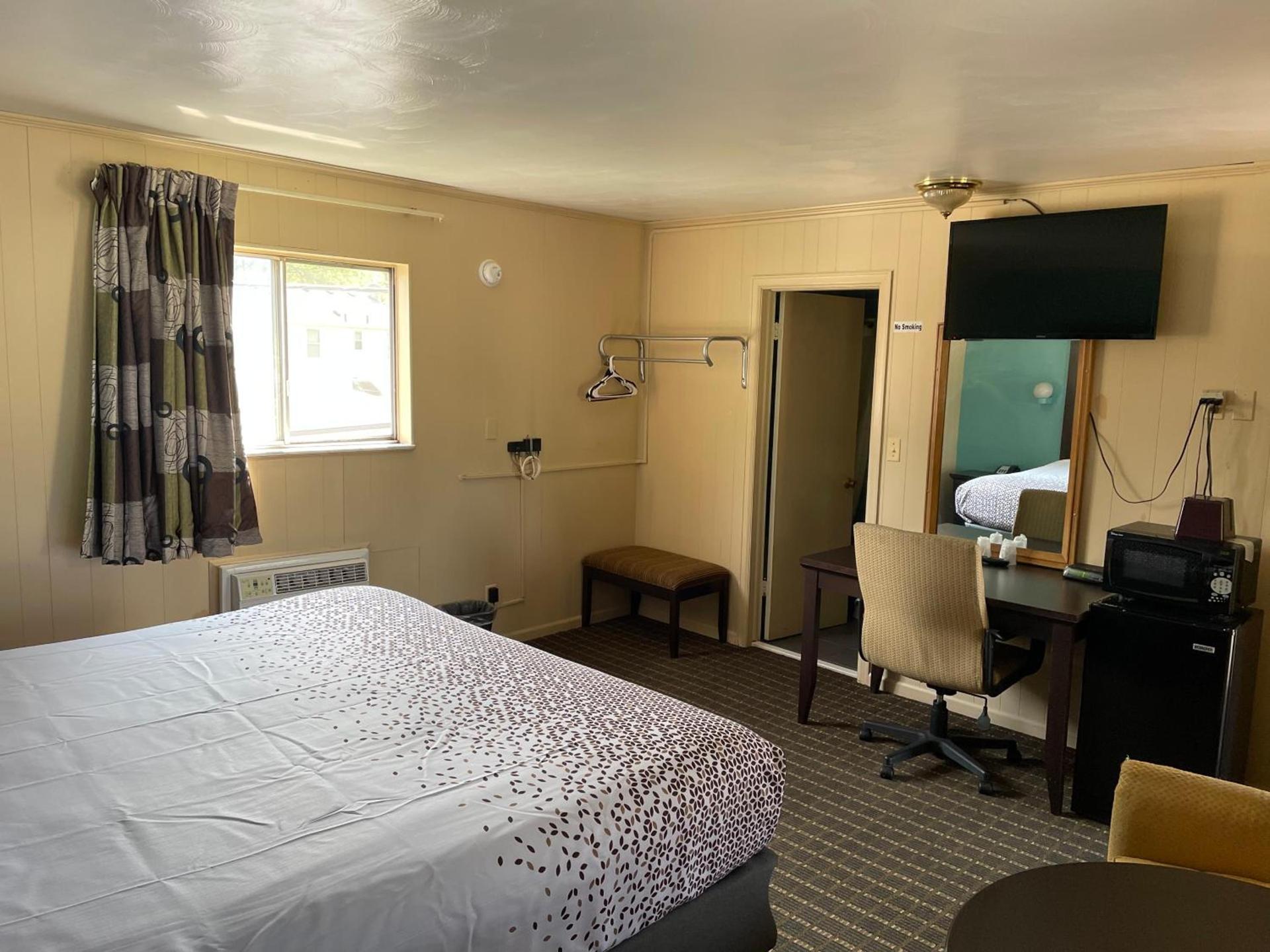Best Motel photo 25