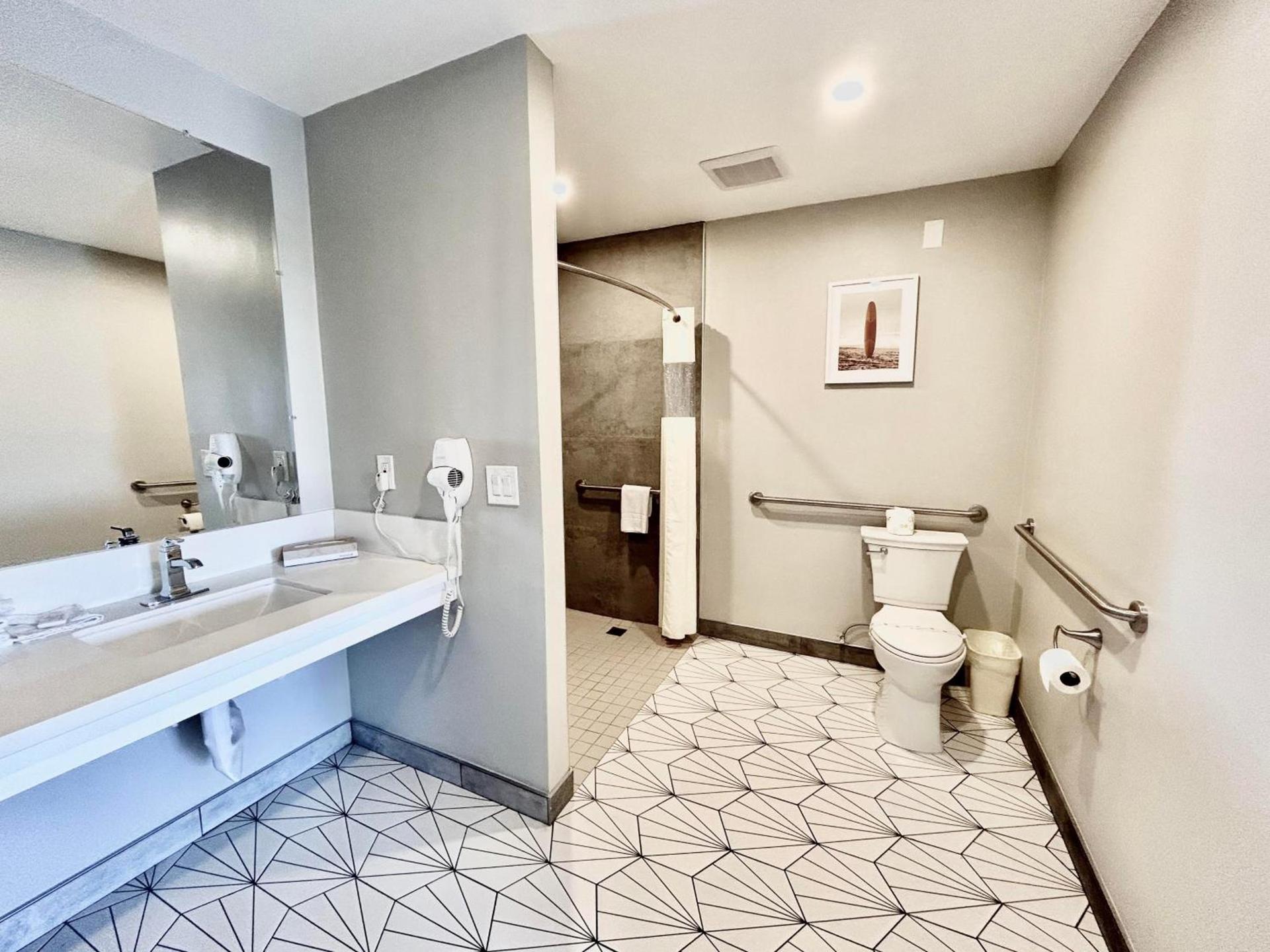 Alamo Inn and Suites - Convention Center photo 55