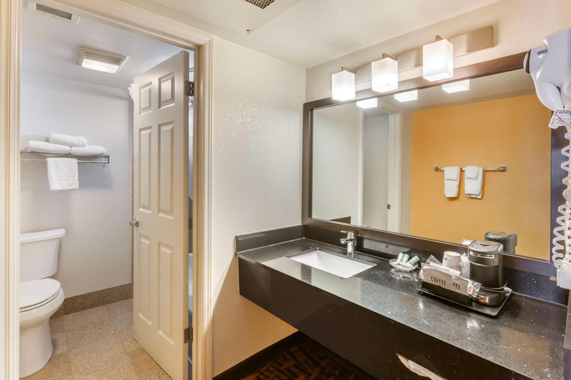 Best Western Arizonian Inn photo 11