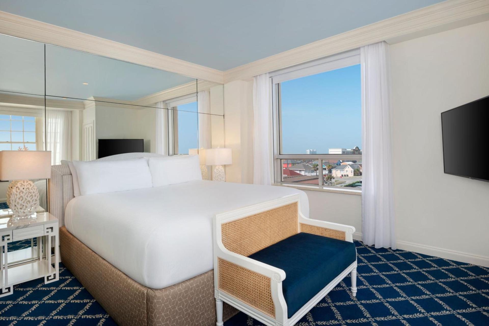 Grand Galvez Resort, Autograph Collection photo 18