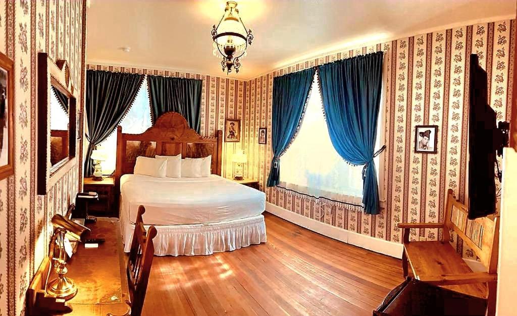 Copper Queen Hotel photo 55