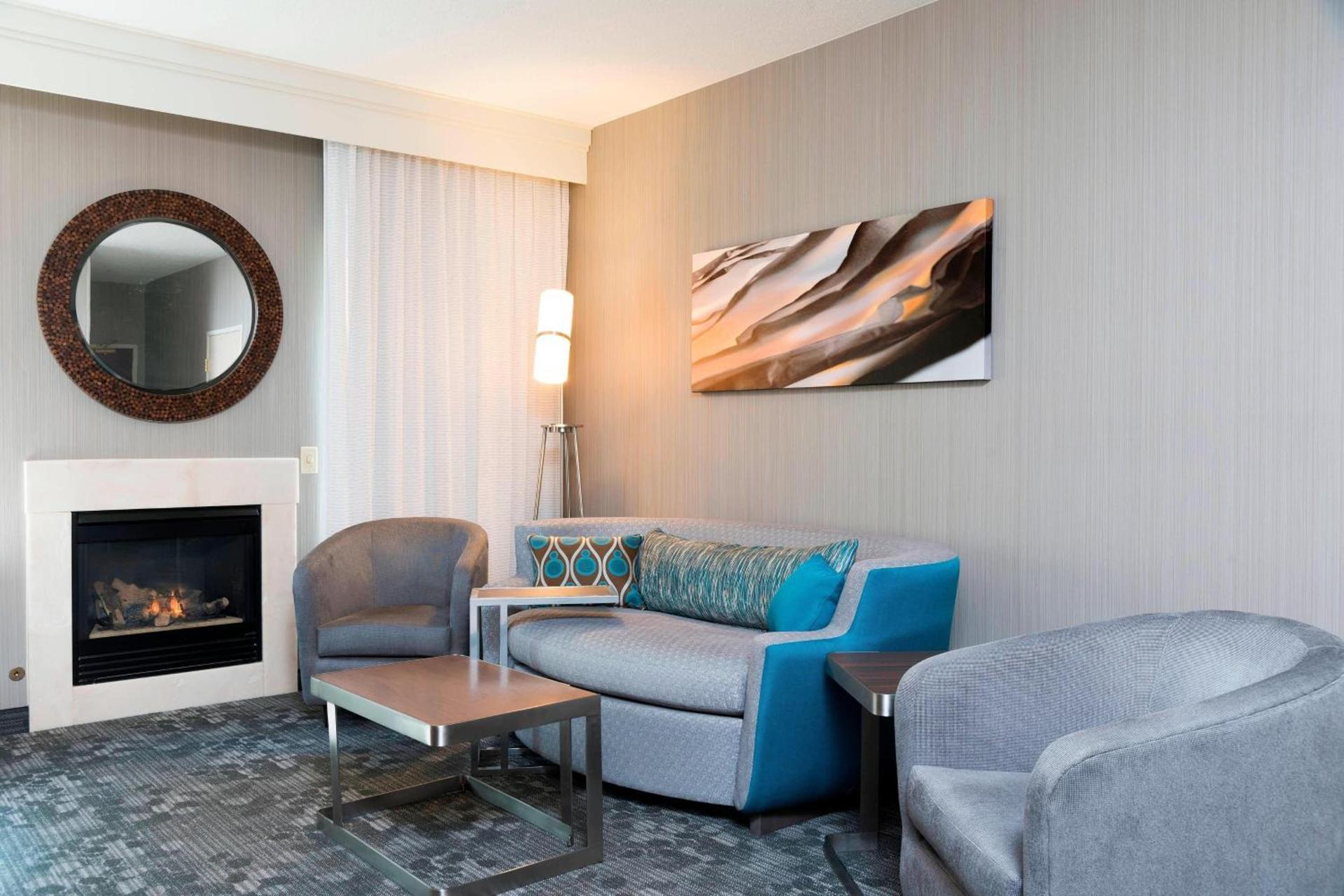 Courtyard by Marriott Traverse City photo 12