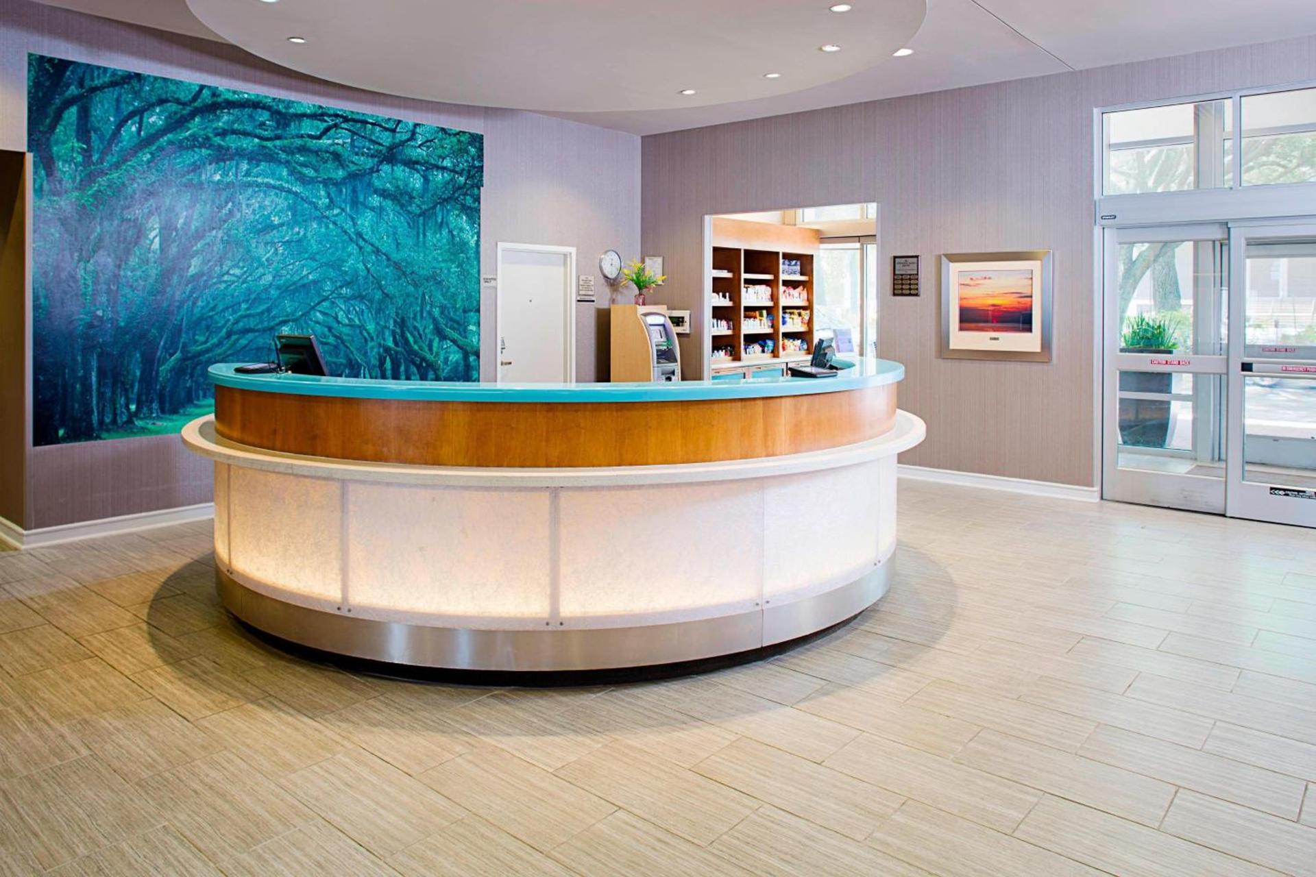 Springhill Suites by Marriott Savannah Downtown Historic District photo 4