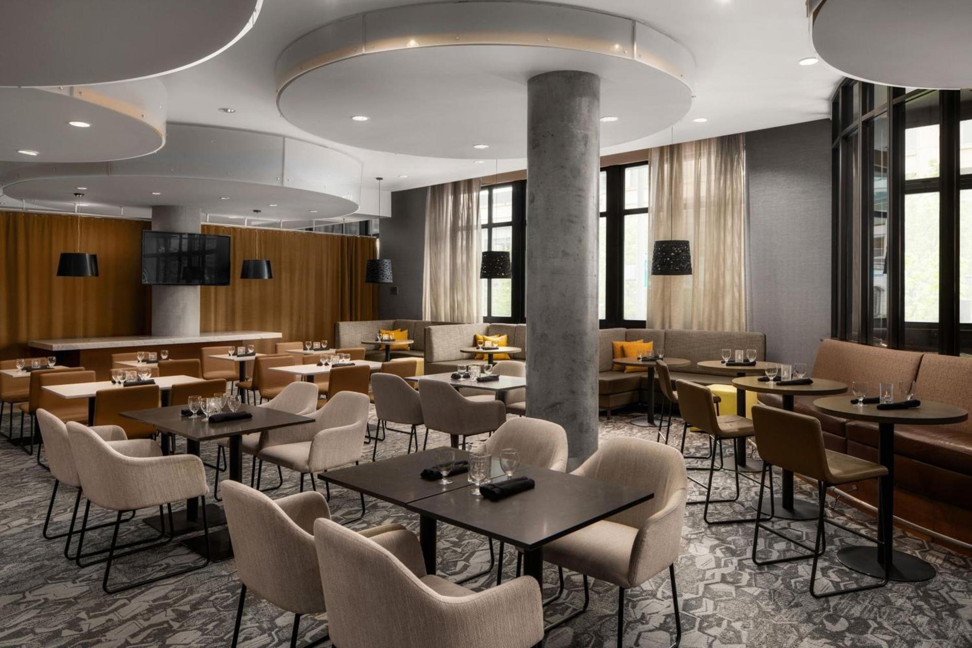 Courtyard by Marriott Seattle Bellevue/Downtown photo 29