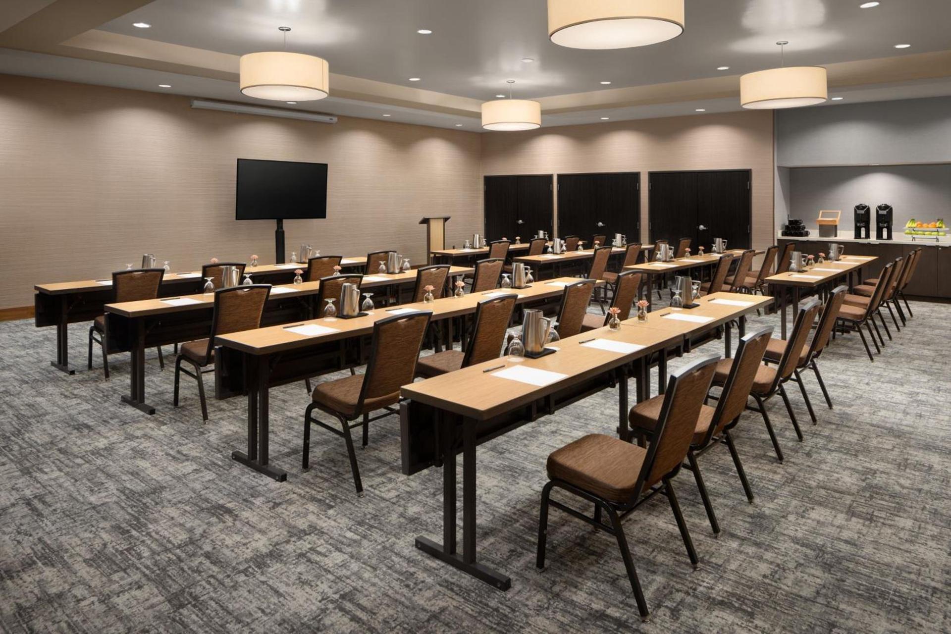 Courtyard by Marriott Seattle Bellevue/Downtown photo 35