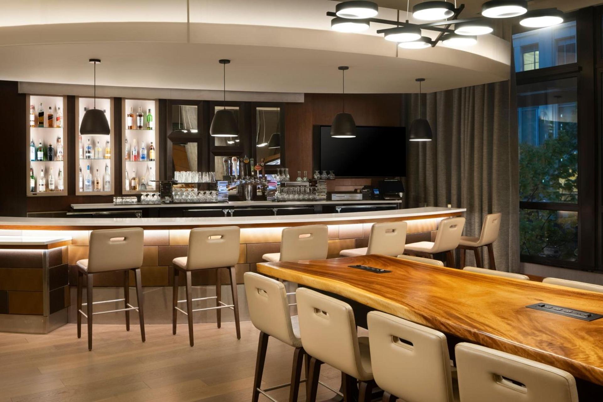 Courtyard by Marriott Seattle Bellevue/Downtown photo 31