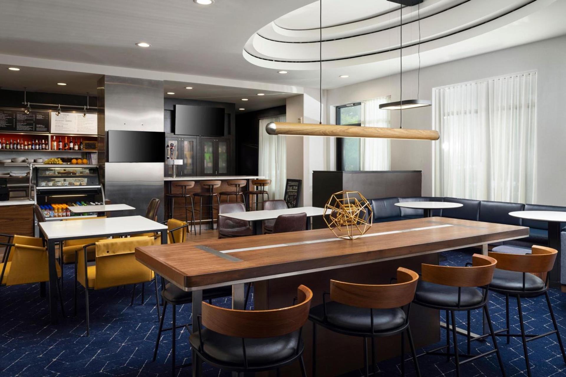 Courtyard by Marriott Washington Capitol Hill/Navy Yard photo 35
