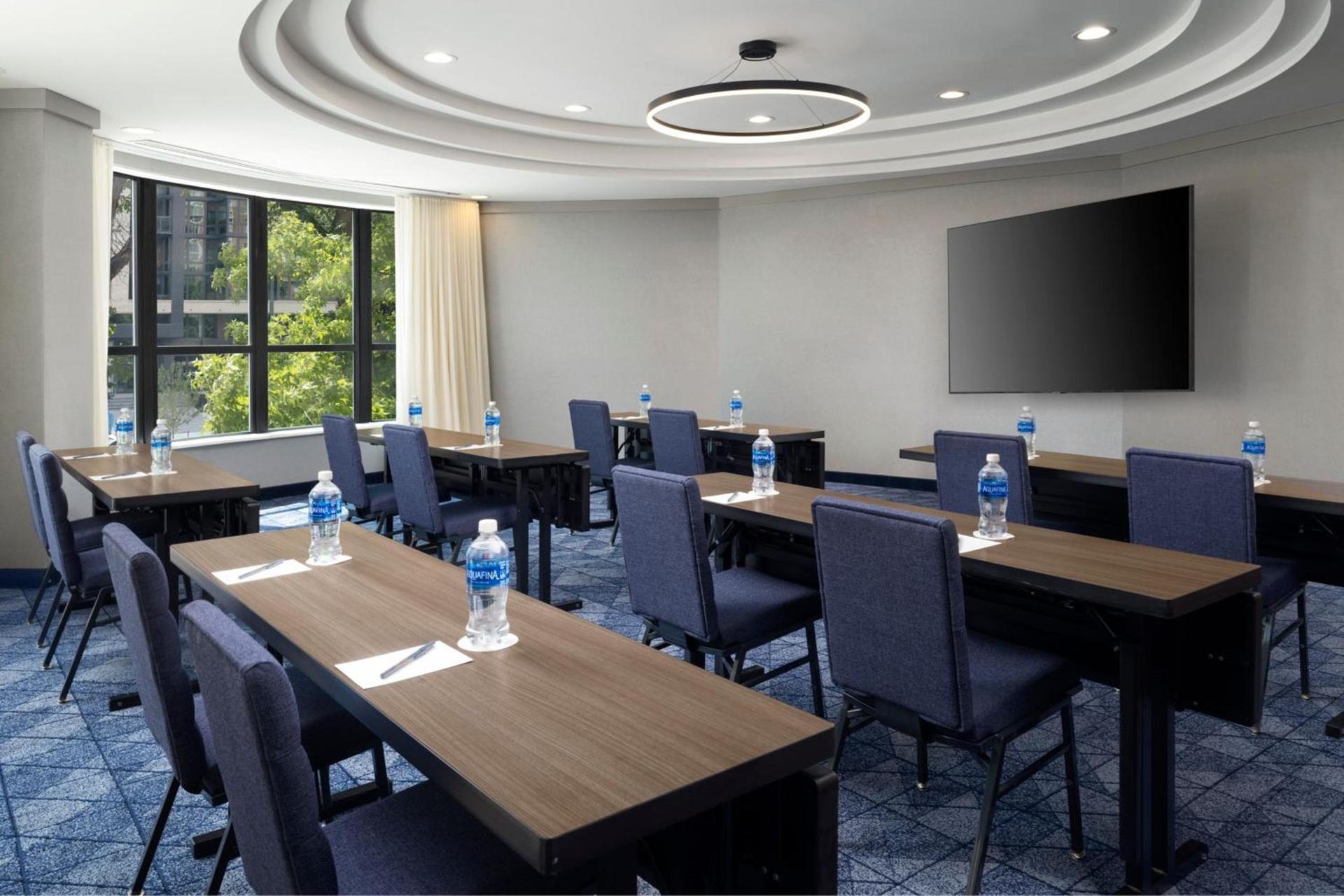 Courtyard by Marriott Washington Capitol Hill/Navy Yard photo 43