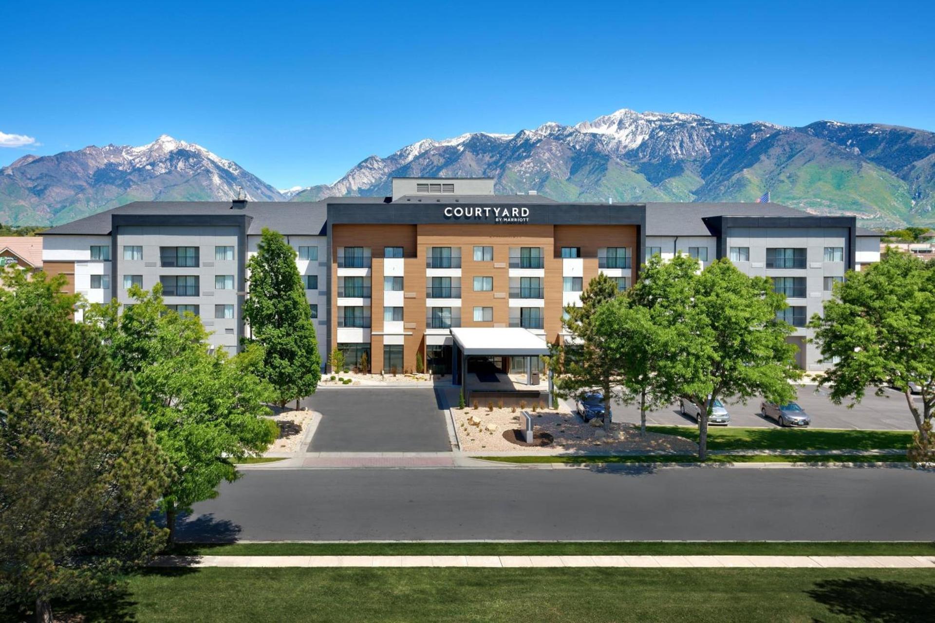 Courtyard by Marriott Salt Lake City Sandy photo 2