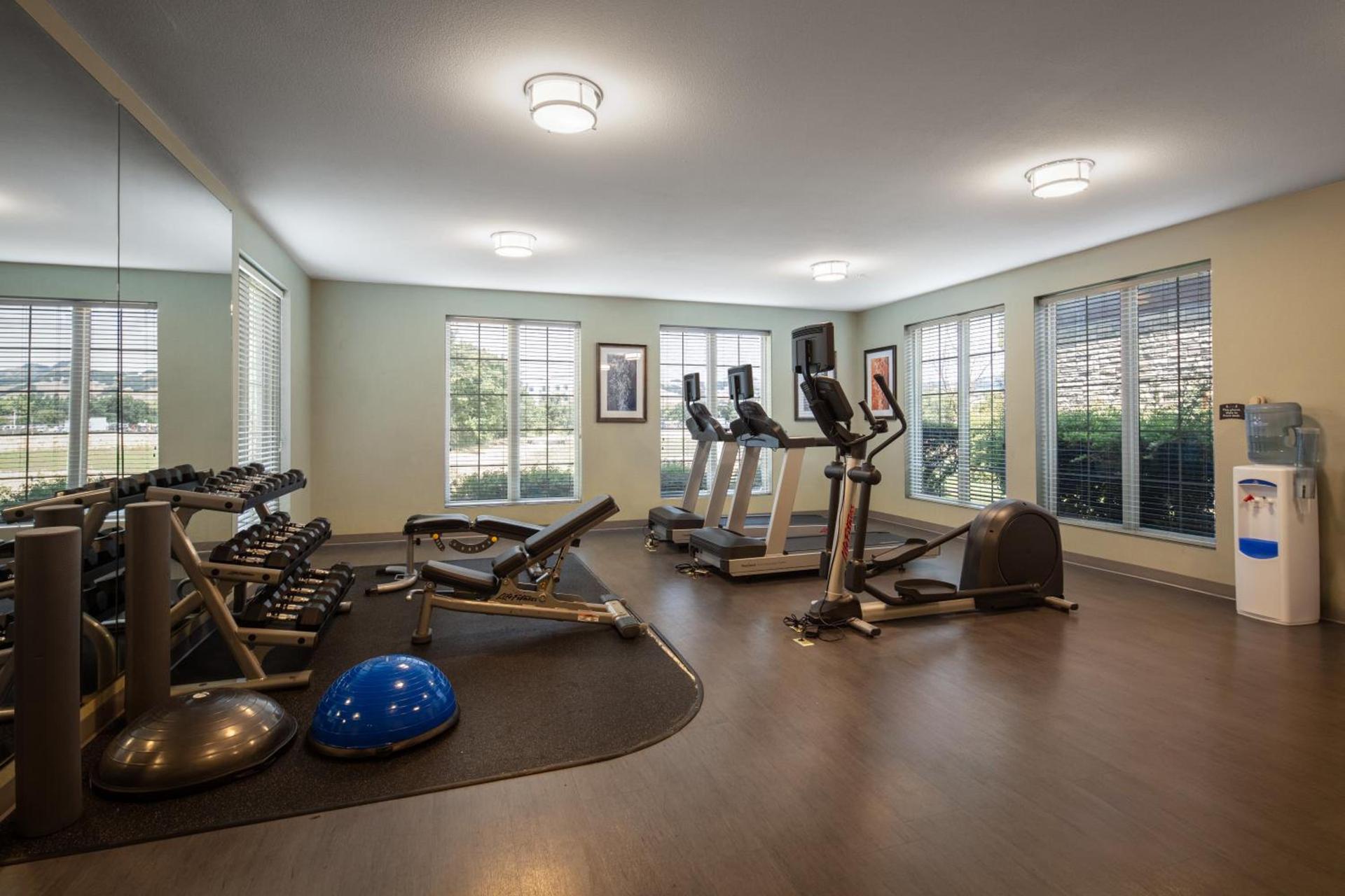 Staybridge Suites Fairfield Napa Valley Area by IHG photo 23