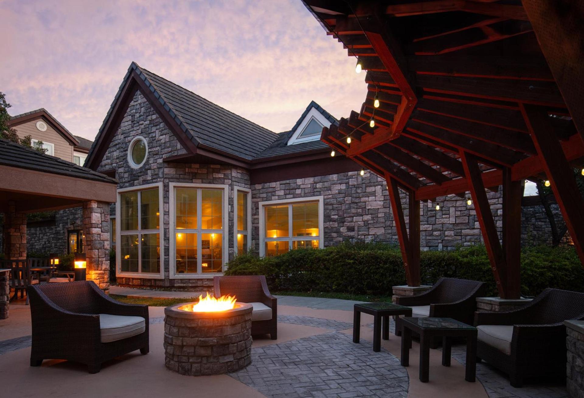 Staybridge Suites Fairfield Napa Valley Area by IHG photo 27