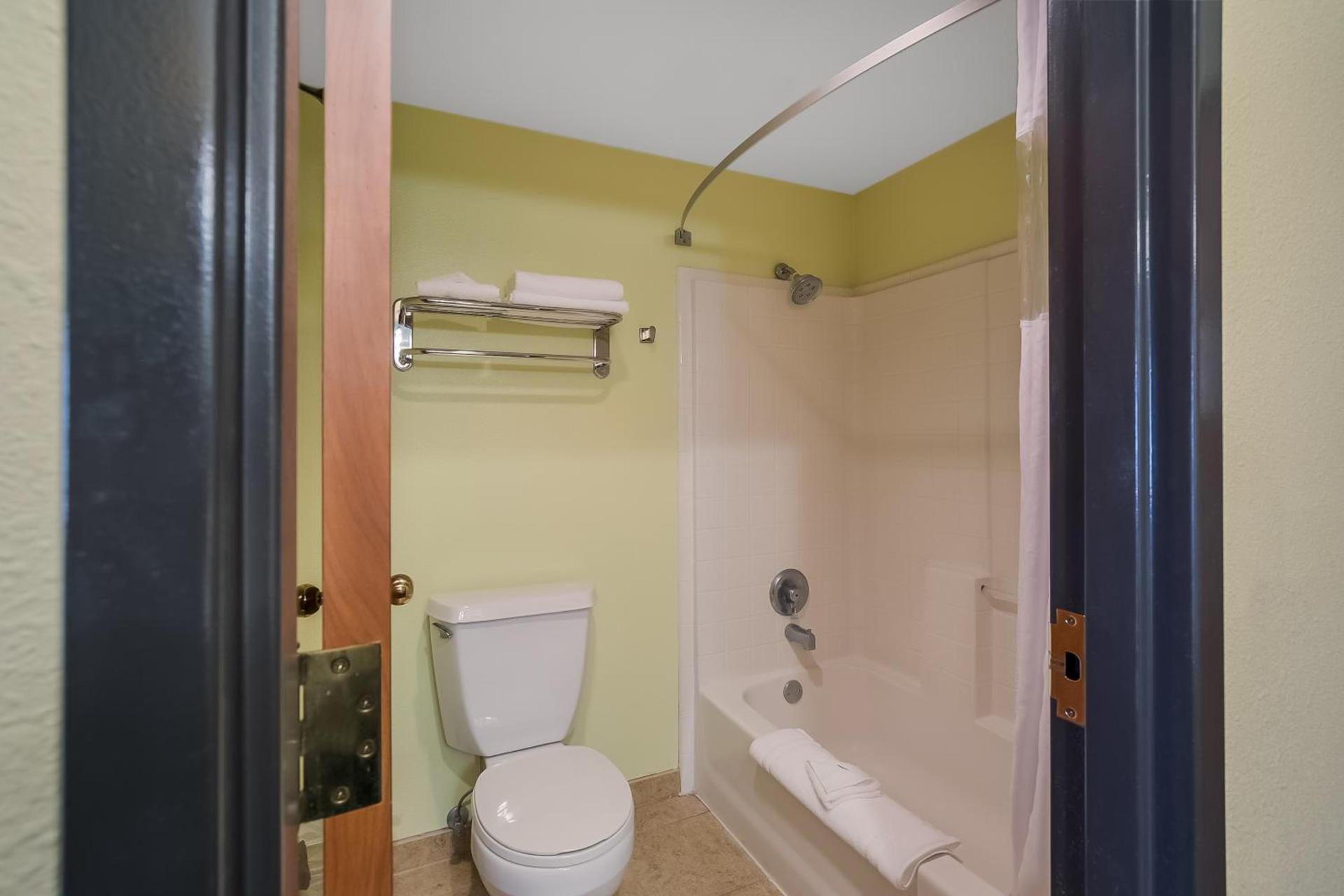Americas Best Value Sandman Inn photo 9