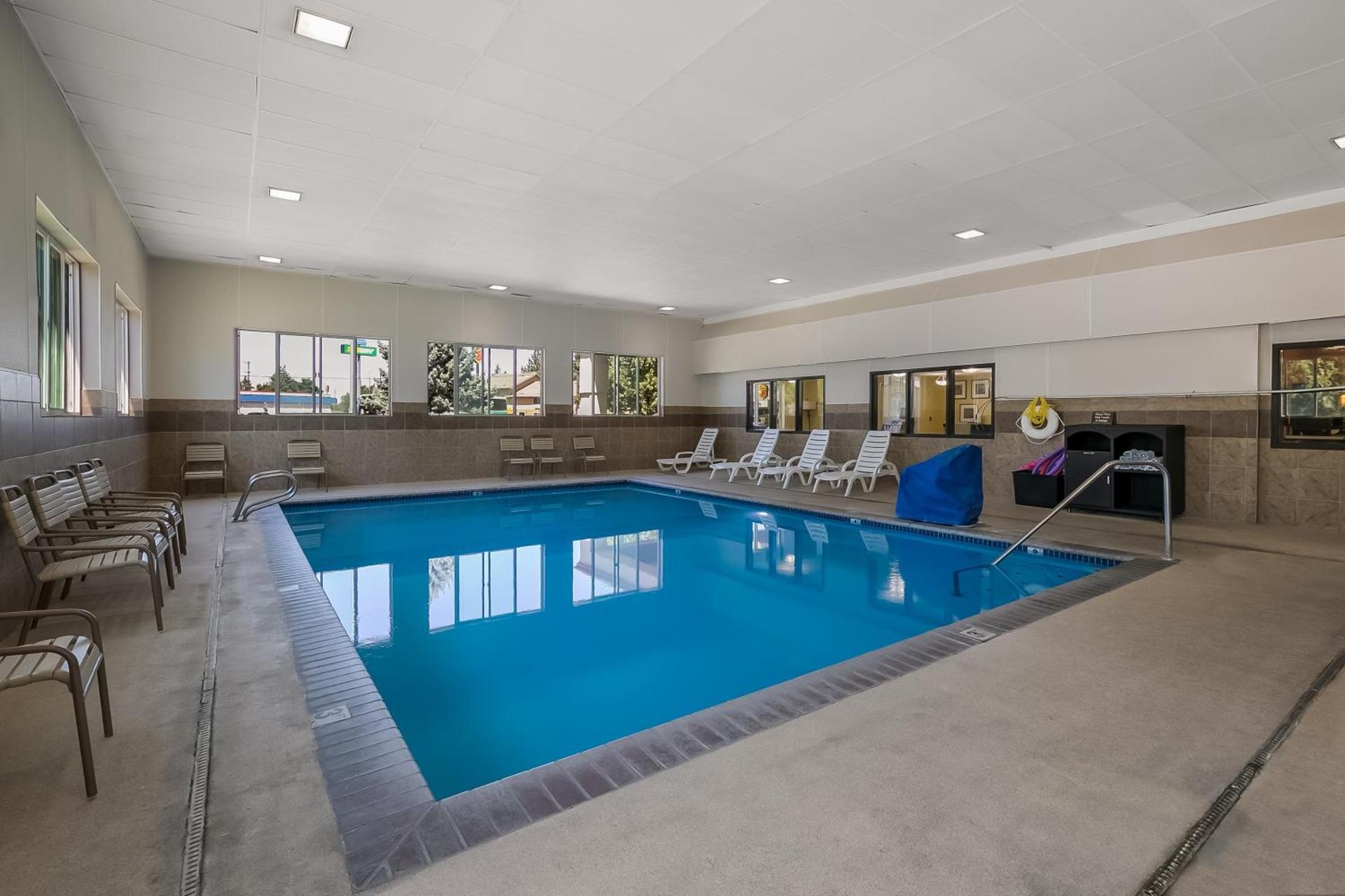 Americas Best Value Sandman Inn photo 19