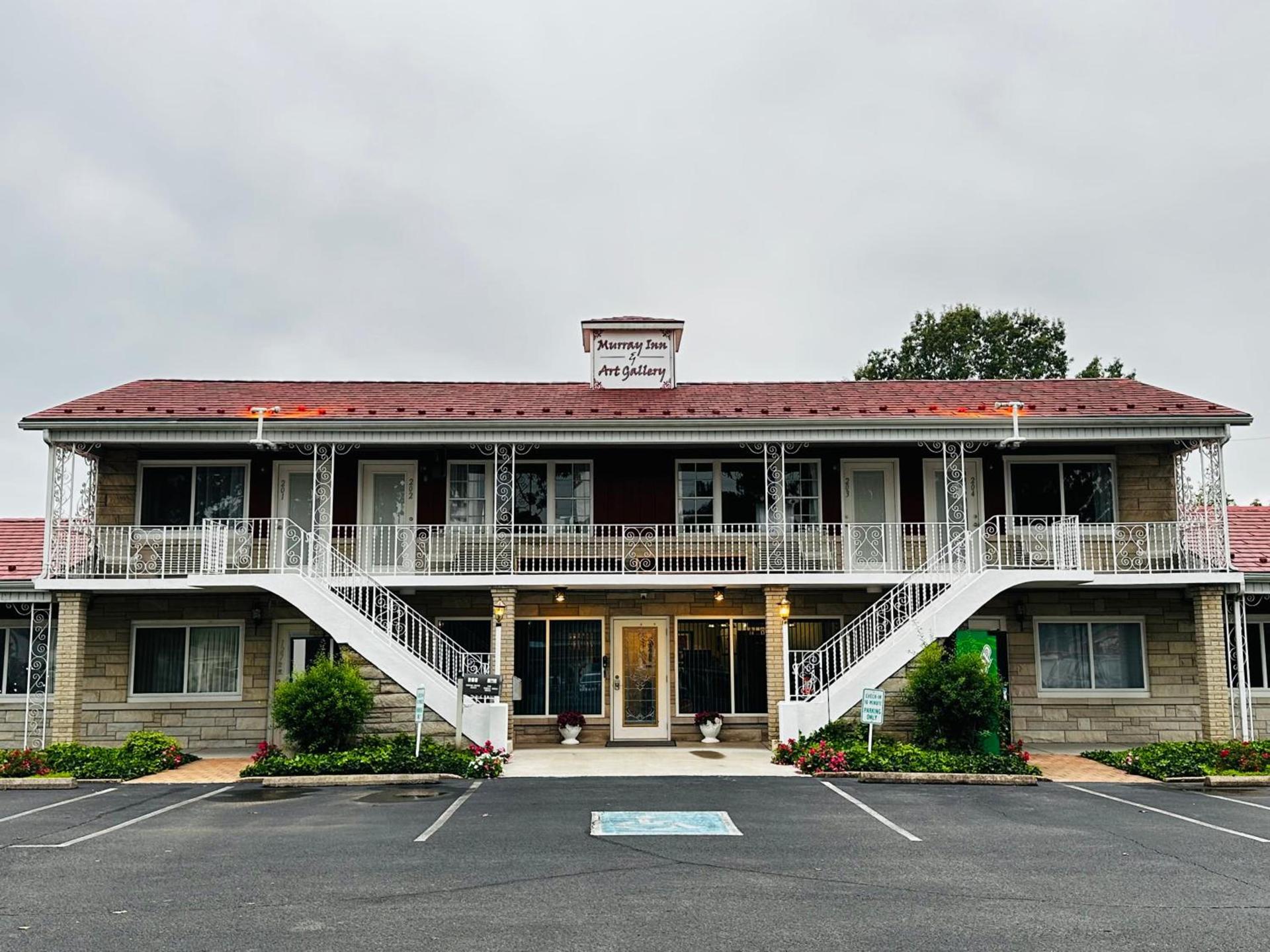 Murray Inn and Art Gallery photo 3