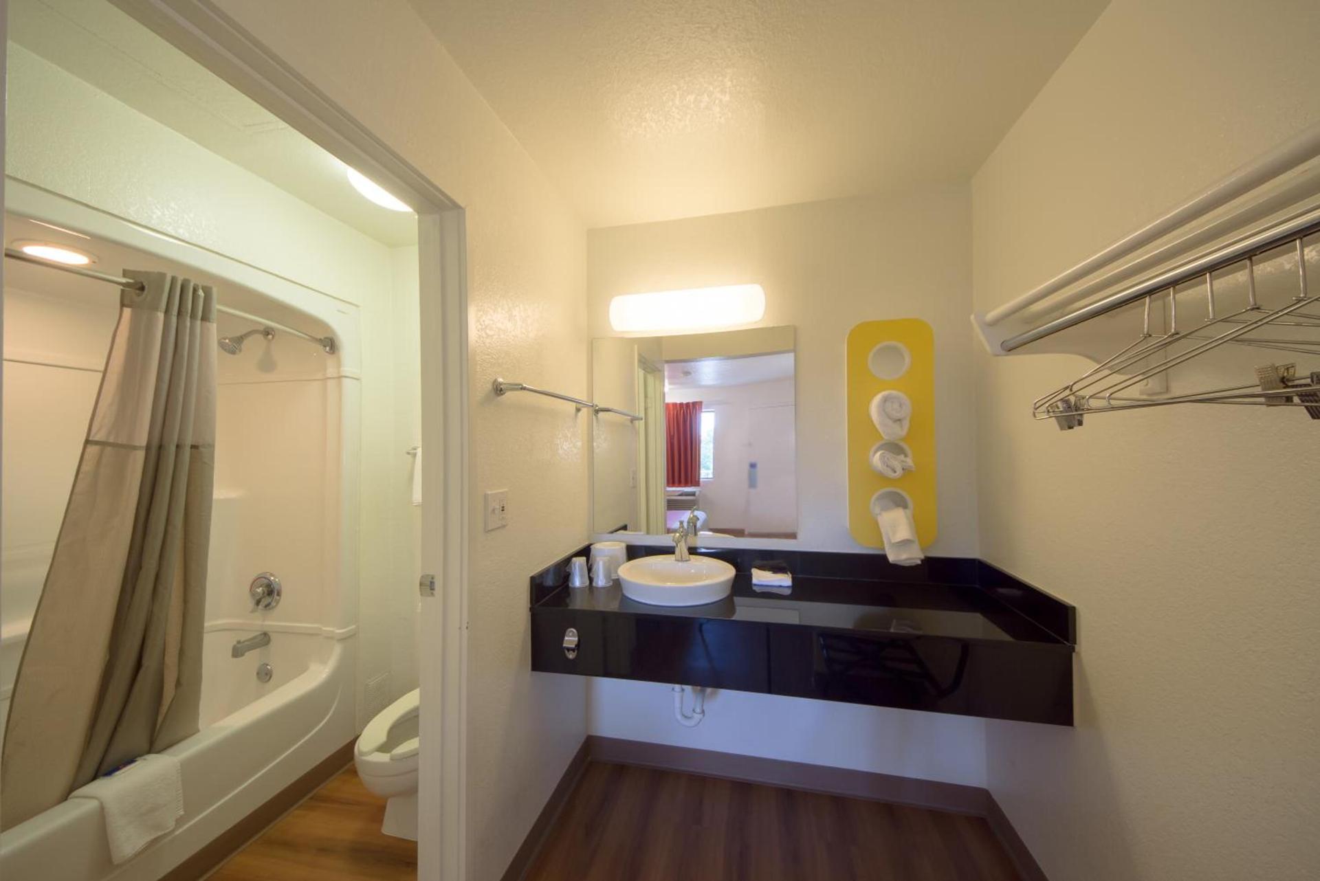 Motel 6-Lakeland, FL photo 25