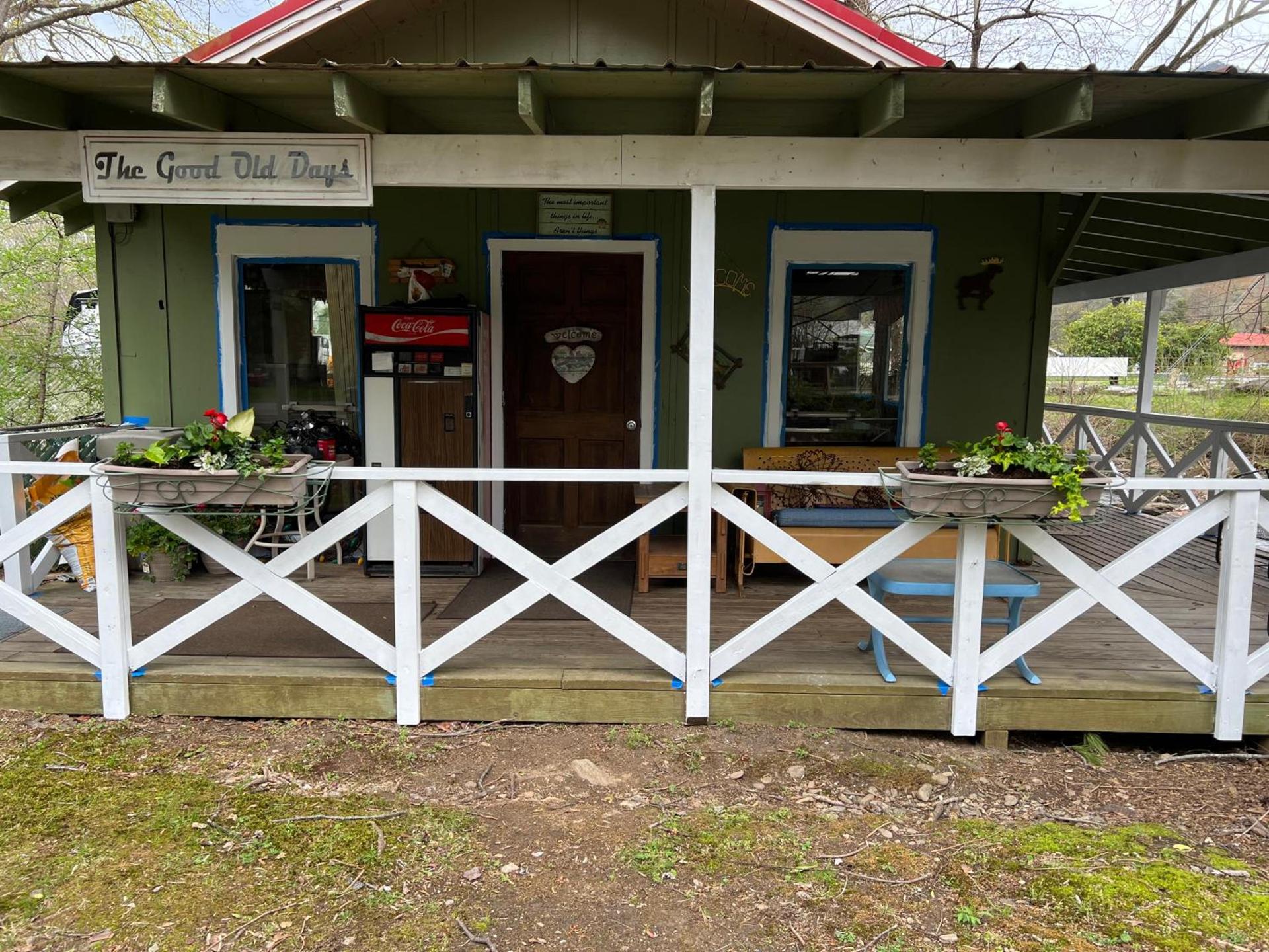 Rolling Brook Inn photo 13