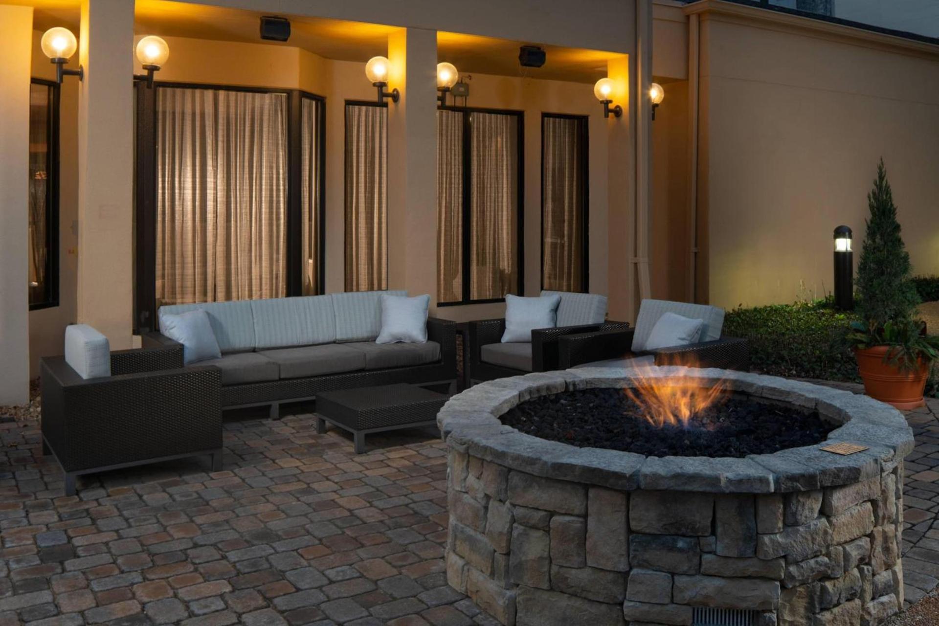 Courtyard St. Louis Creve Coeur photo 18