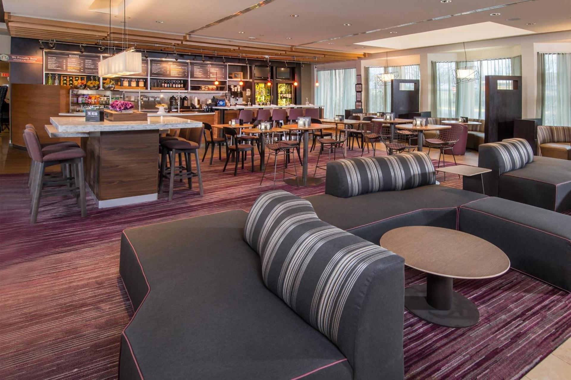 Courtyard by Marriott Fairfax Fair Oaks photo 26