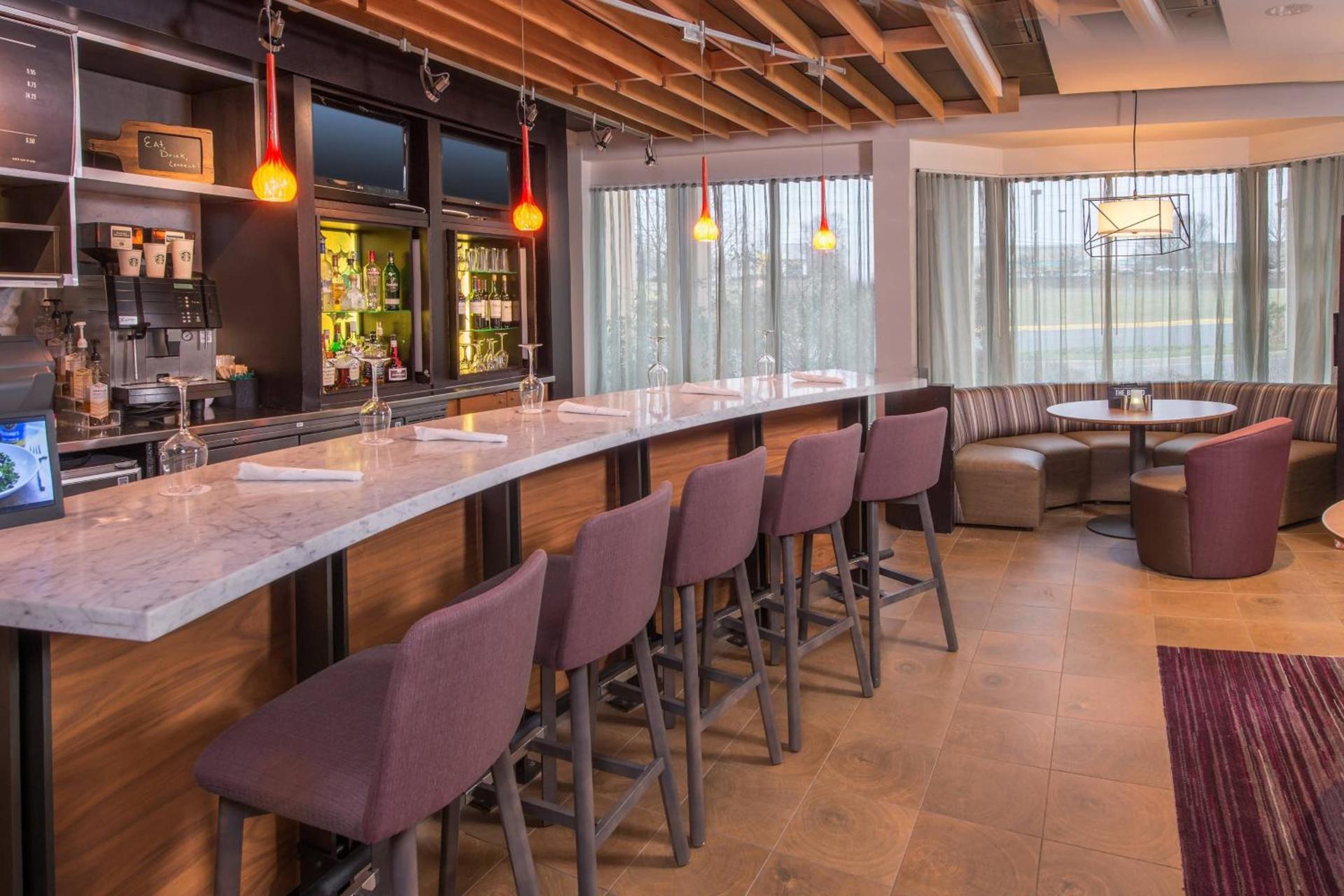 Courtyard by Marriott Fairfax Fair Oaks photo 18
