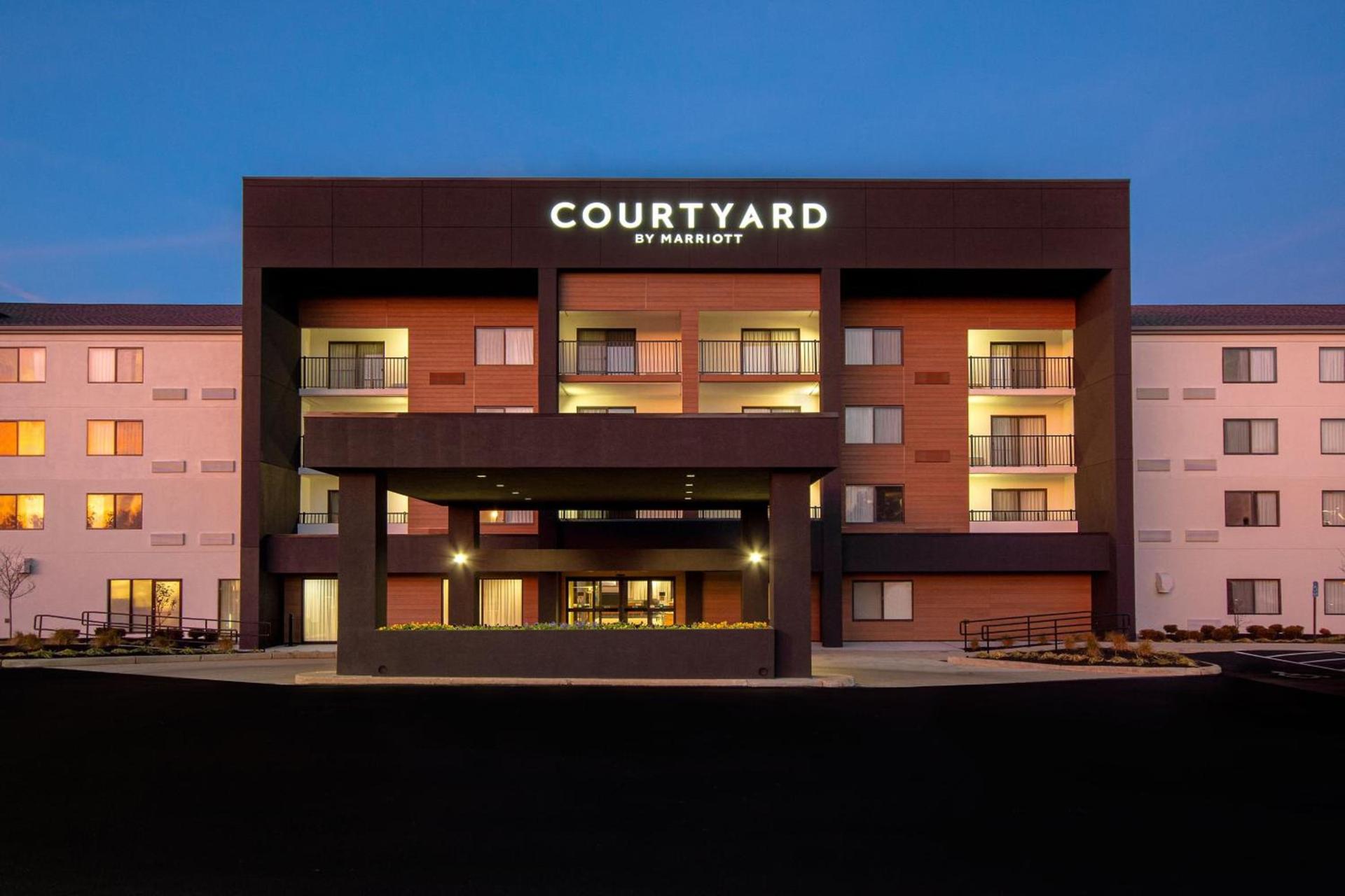 Courtyard by Marriott Cincinnati Airport photo 6