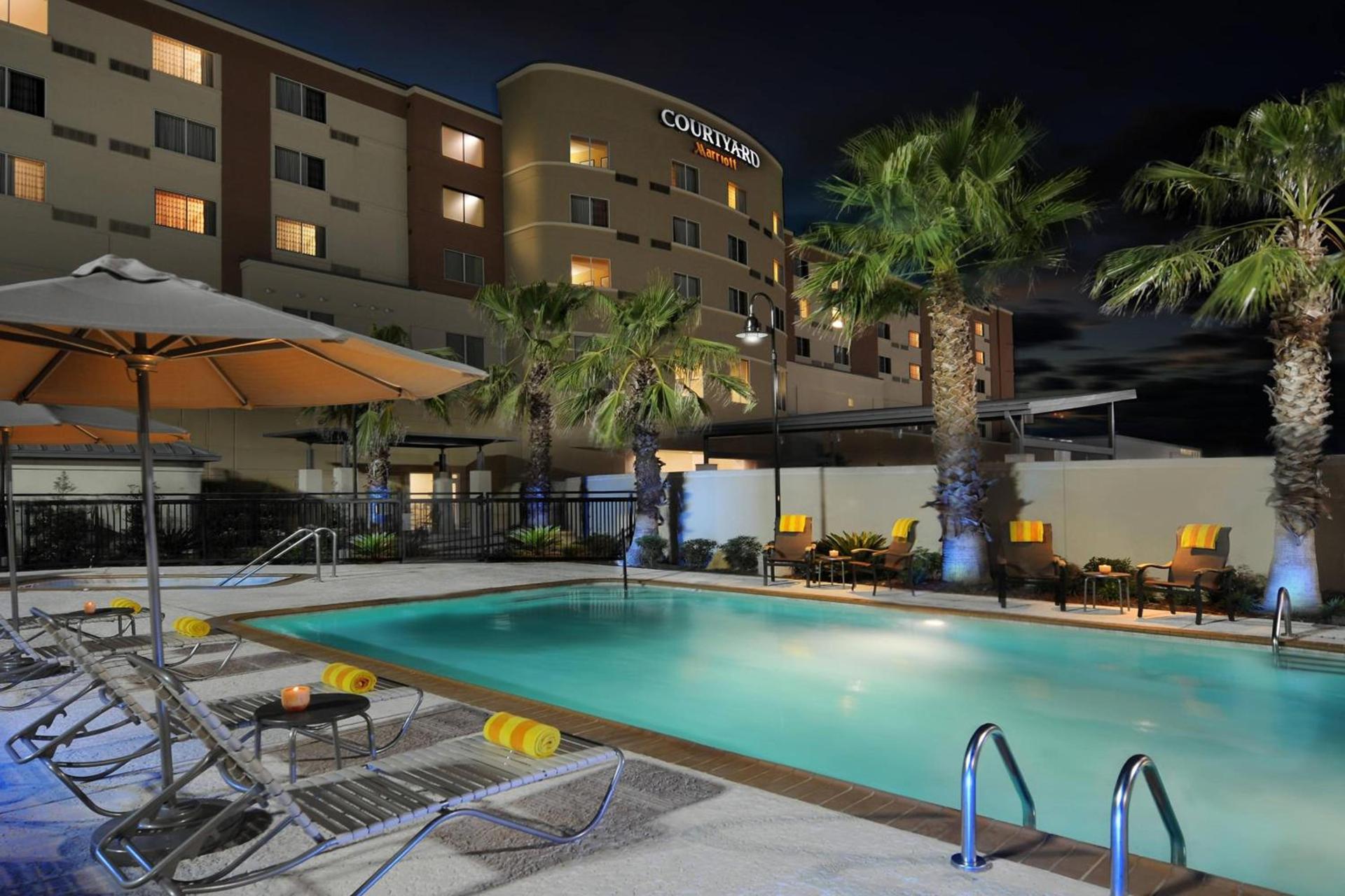 Courtyard Marriott Houston Pearland photo 23
