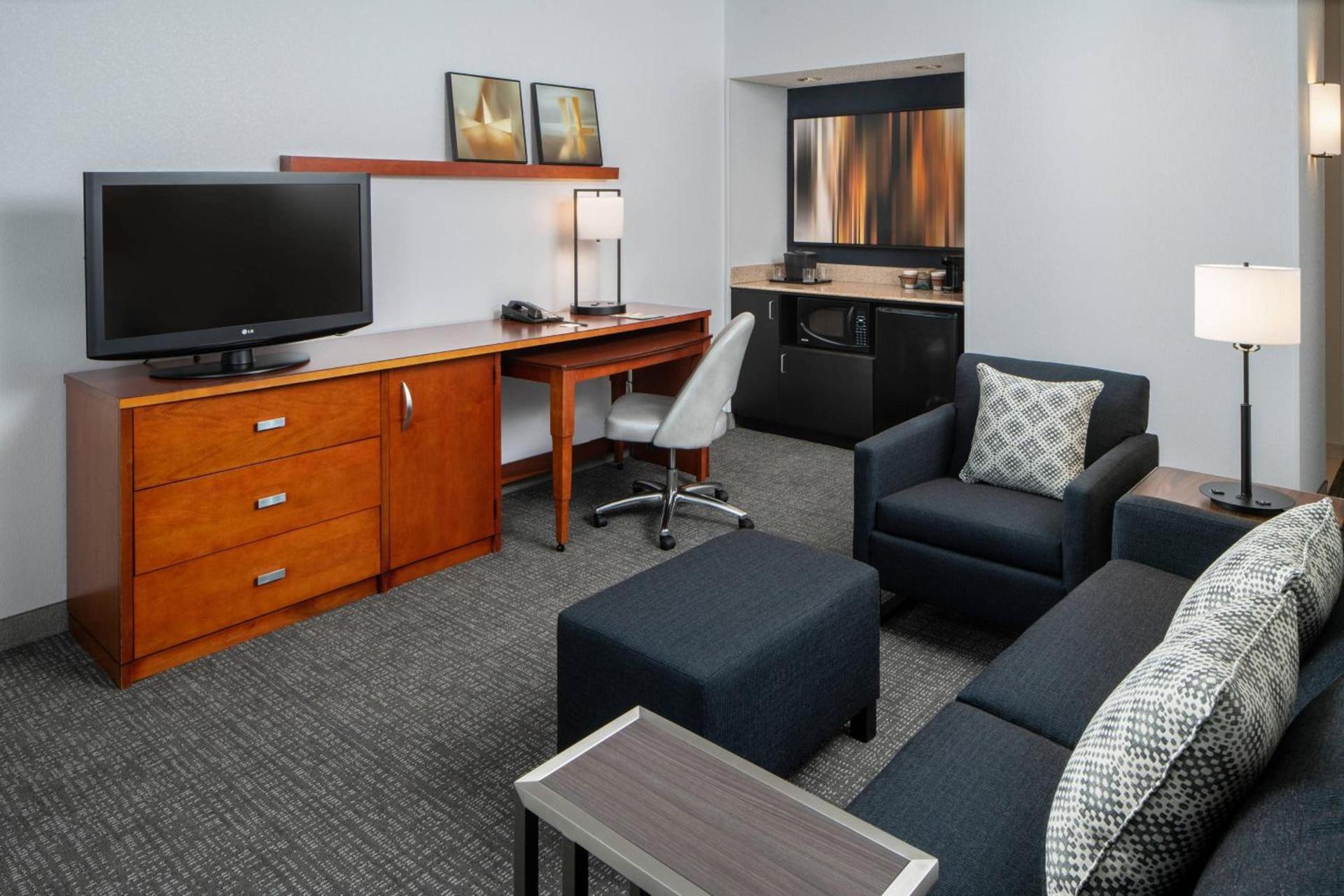 Courtyard by Marriott Dulles Airport Herndon/Reston photo 19