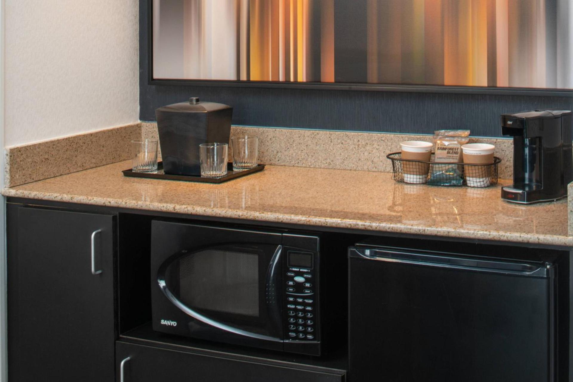 Courtyard by Marriott Dulles Airport Herndon/Reston photo 20