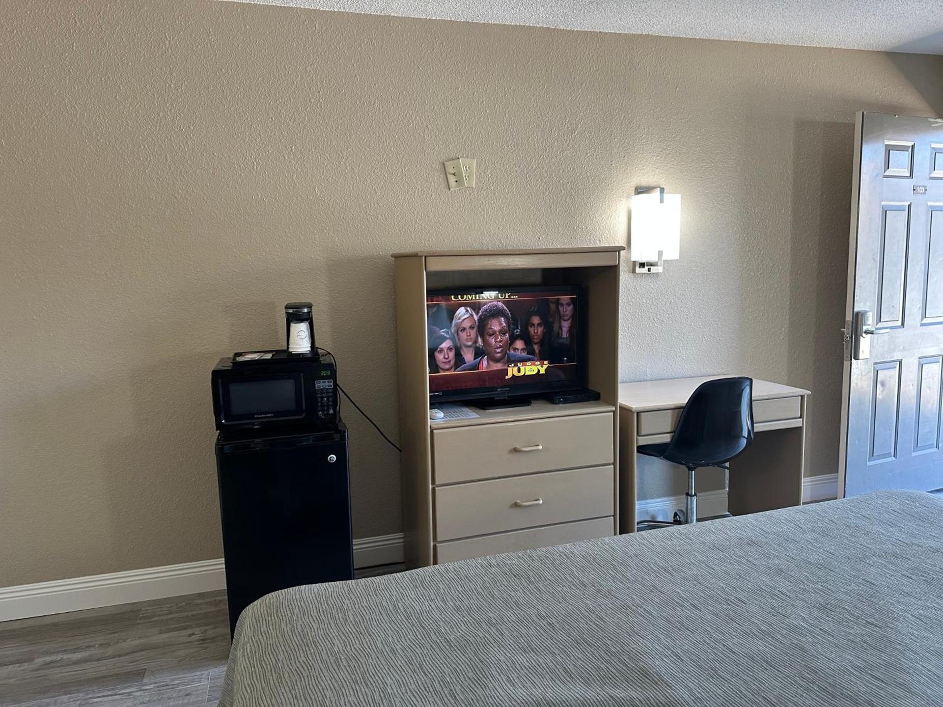 Travelers Rest Motel photo 6
