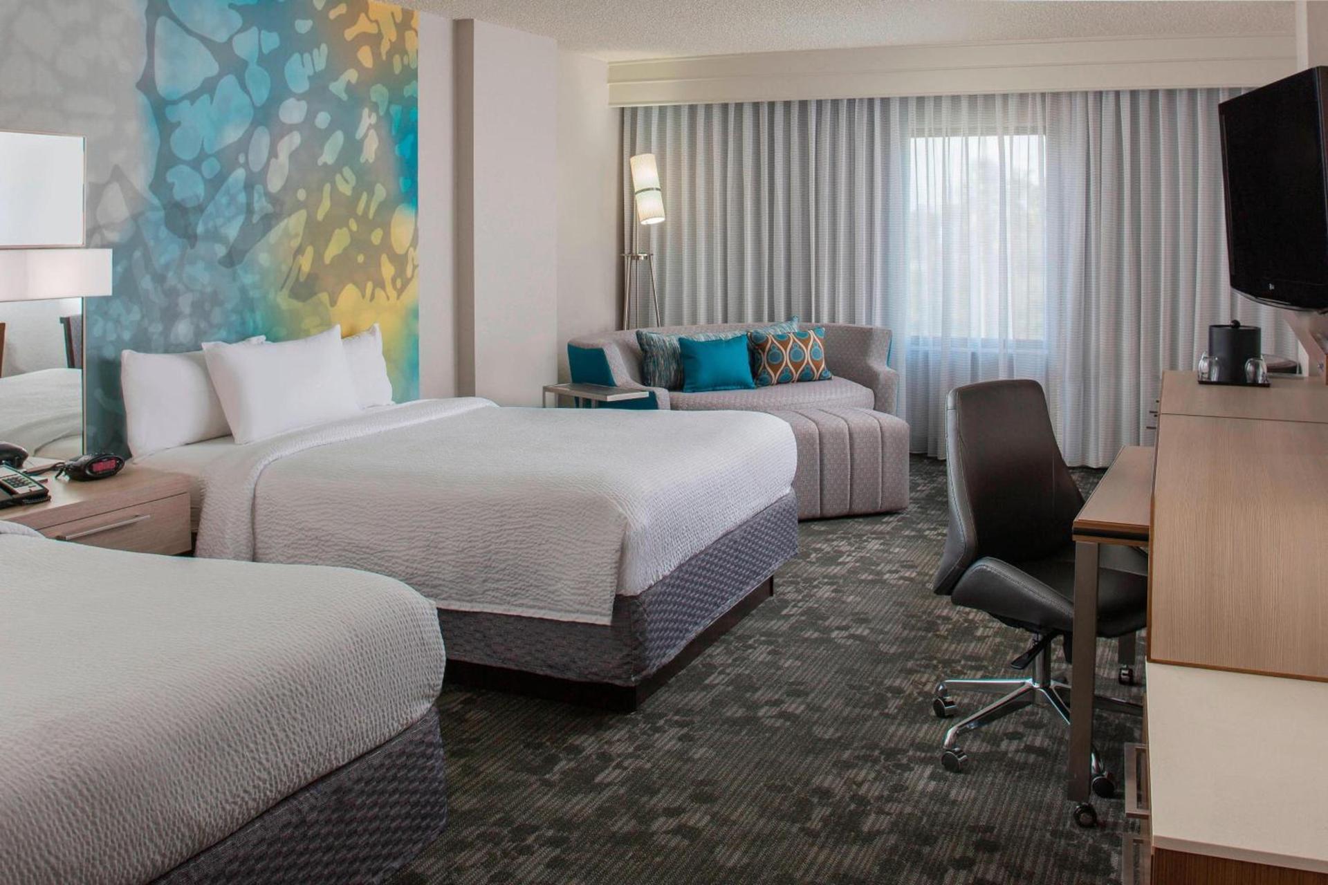 Courtyard by Marriott Orlando Lake Buena Vista in the Marriott Village photo 9