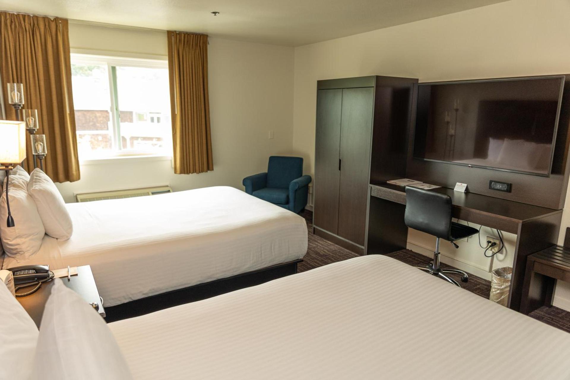 Lake Natoma Inn photo 3