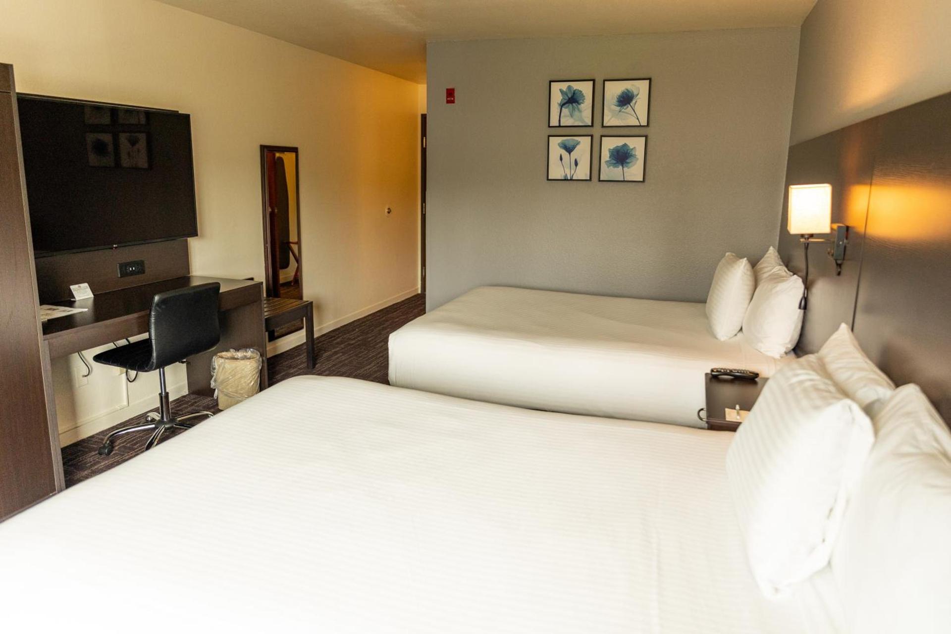 Lake Natoma Inn photo 21