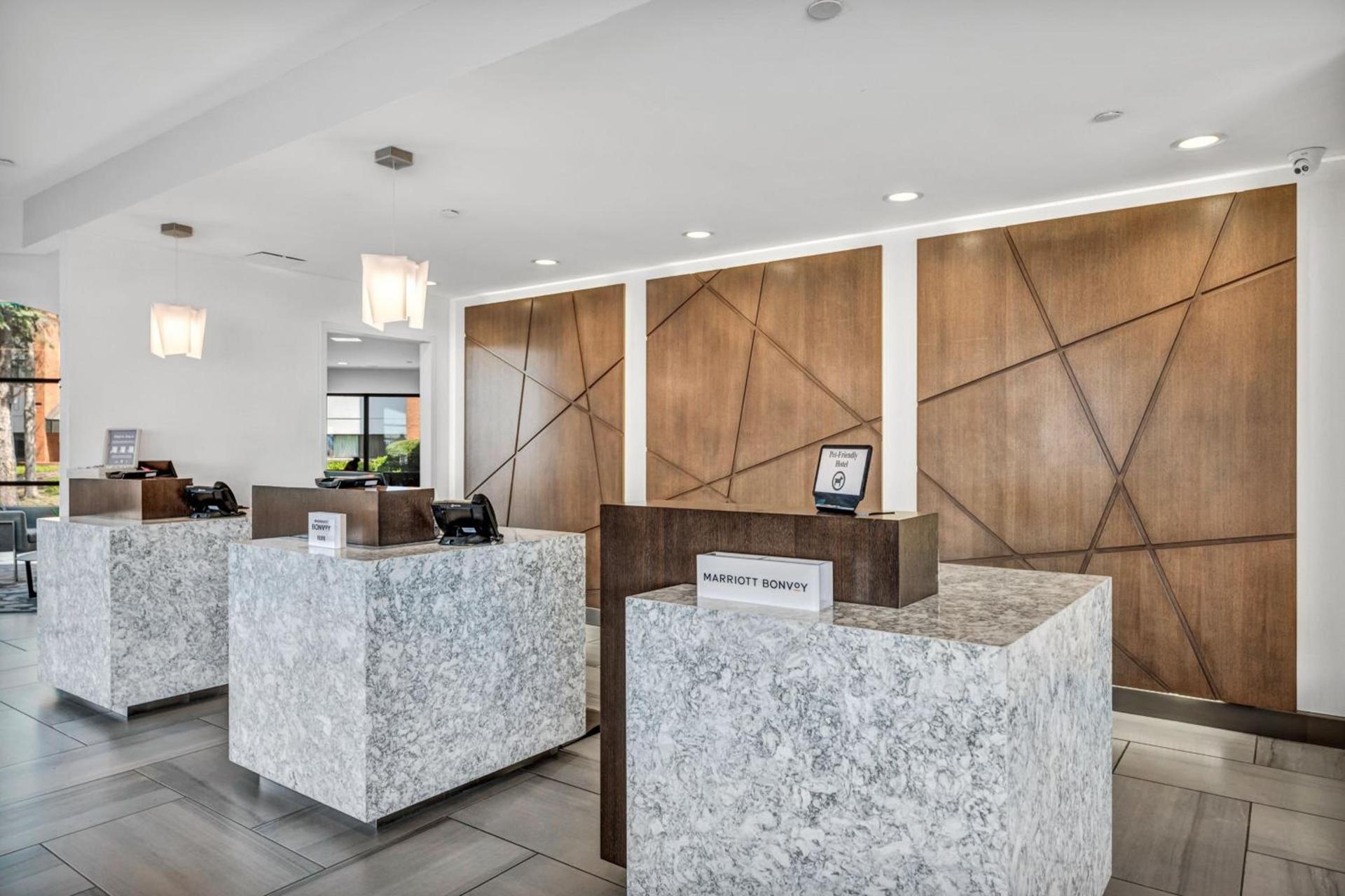 Delta Hotels by Marriott Mount Pleasant photo 7