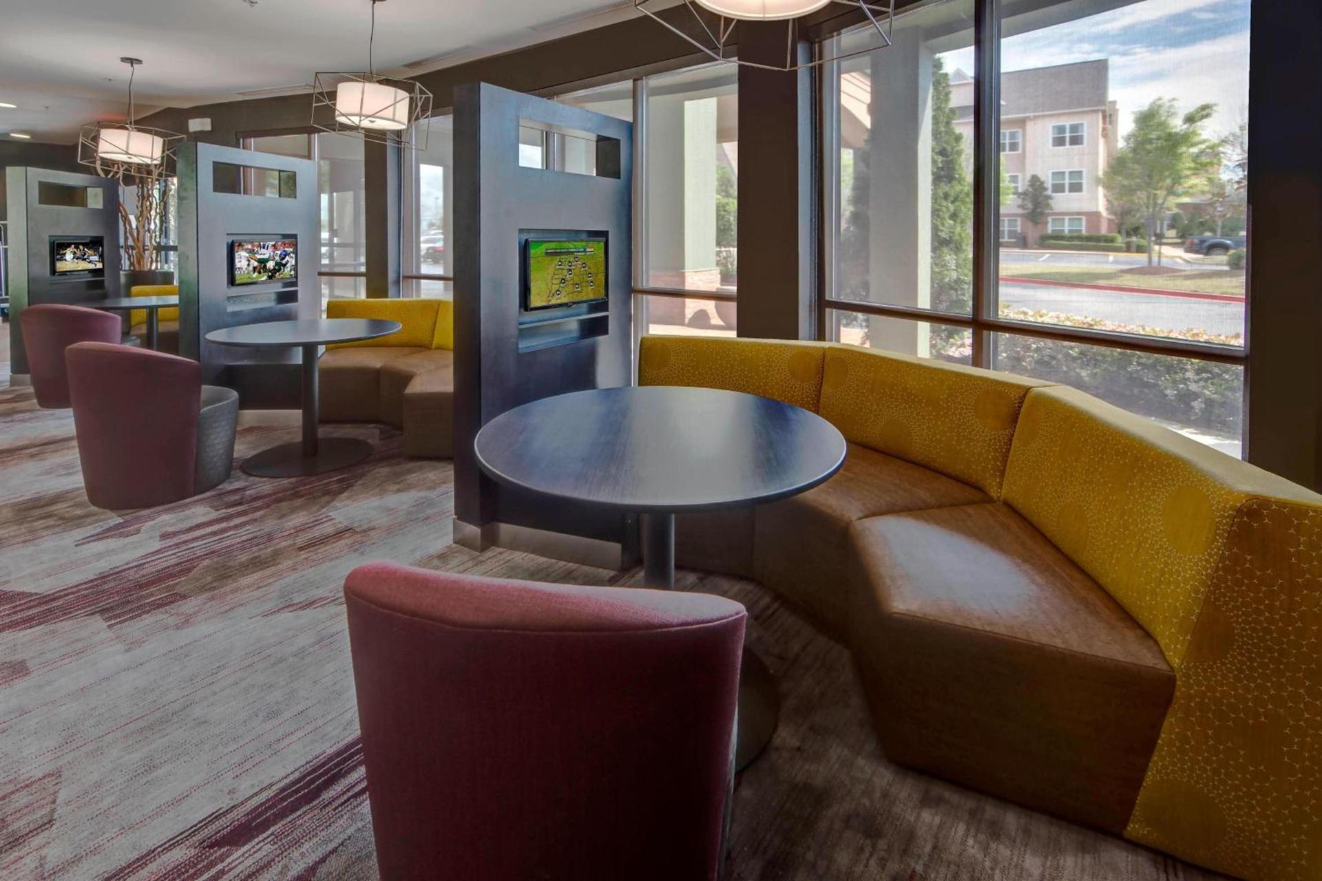 Courtyard by Marriott Memphis Southaven photo 18