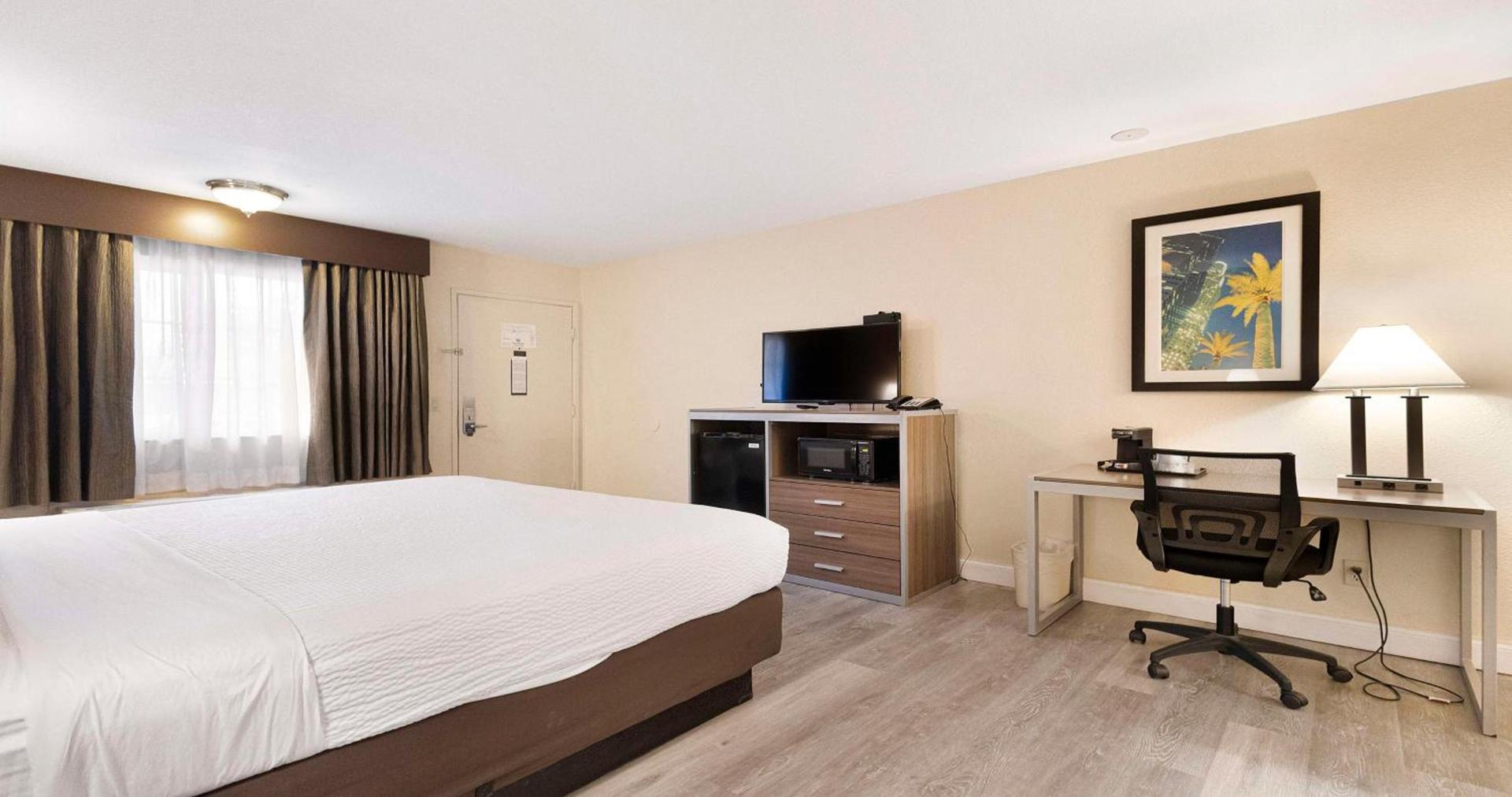 SureStay Plus Hotel by Best Western Sacramento North photo 23