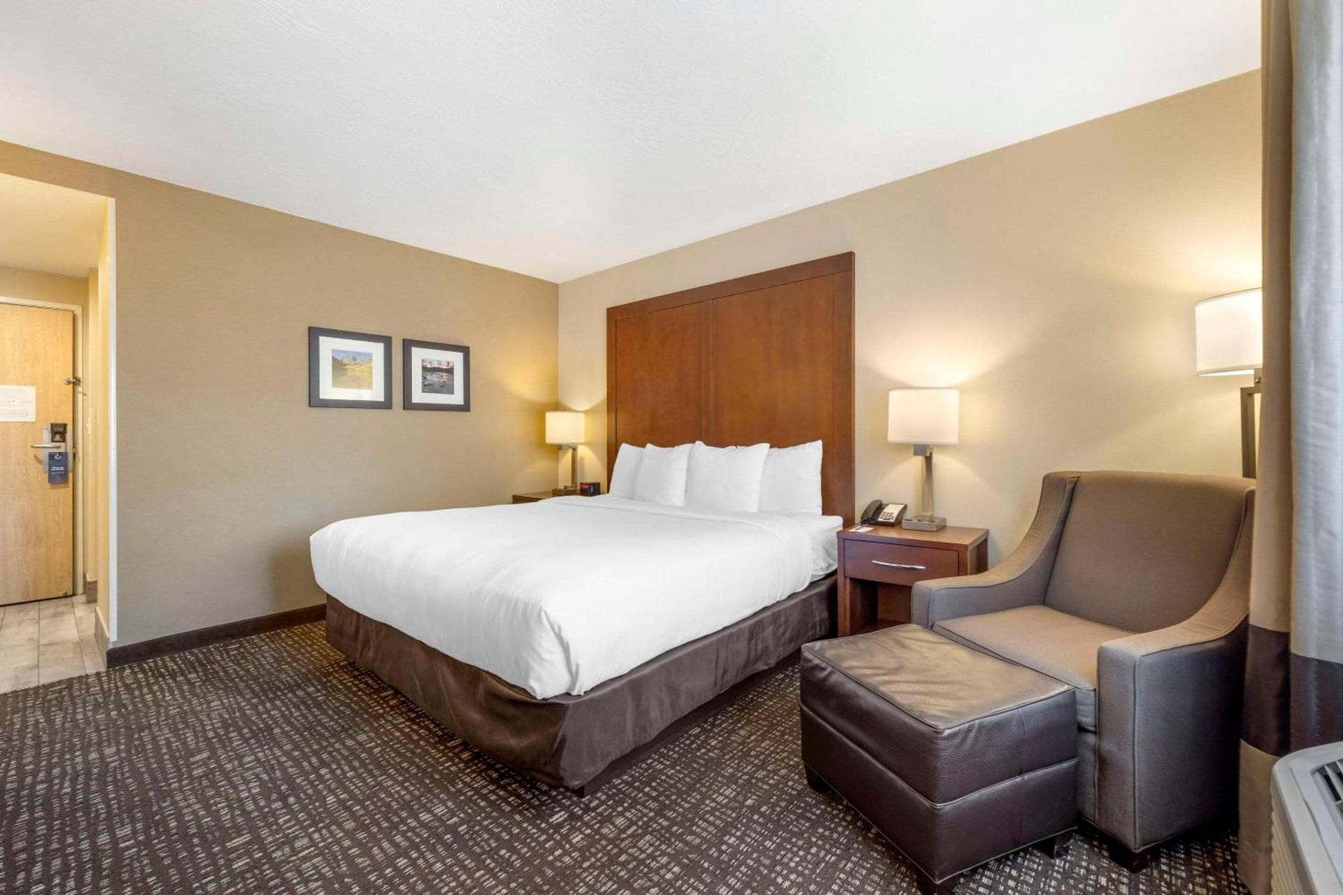 Comfort Inn & Suites Orem - Provo photo 5