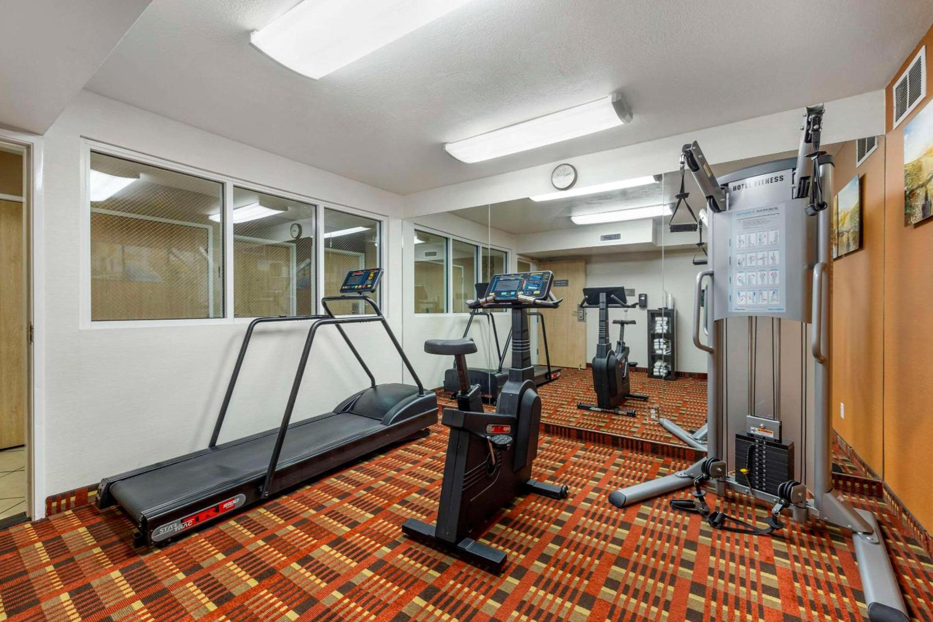 Comfort Inn & Suites Orem - Provo photo 22