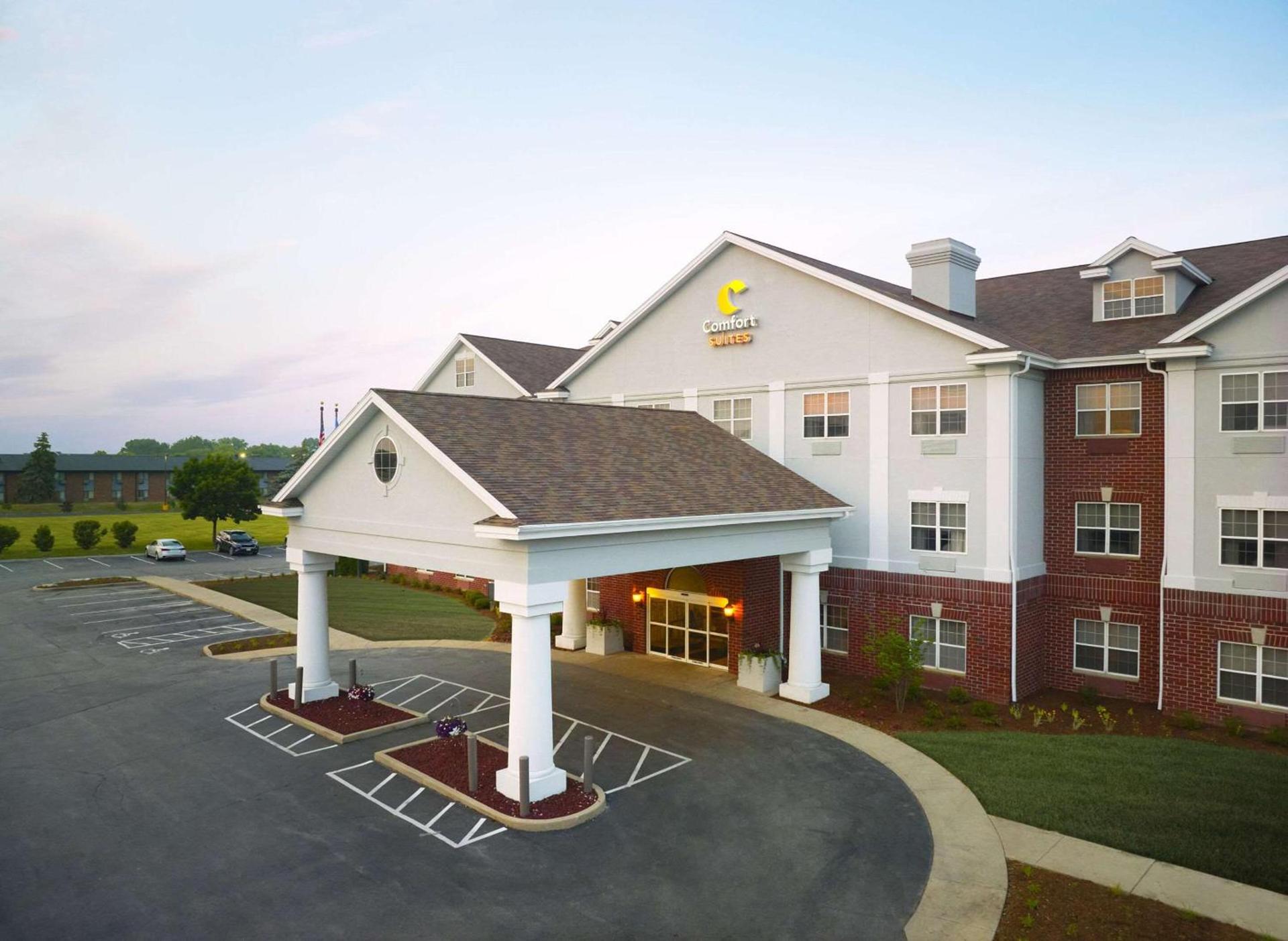 Comfort Suites Milwaukee Airport — hotel in Oak Creek