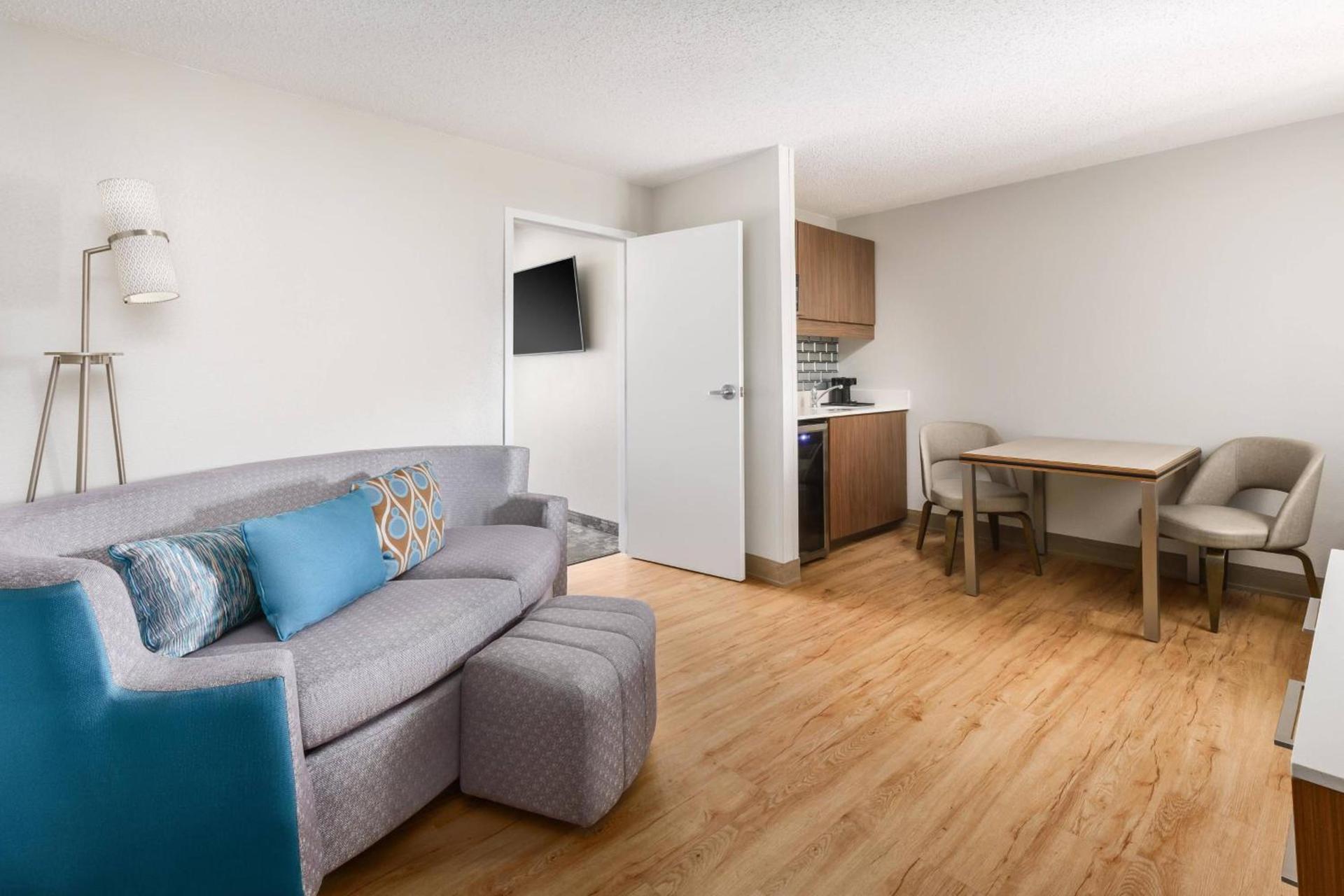 Courtyard by Marriott Orlando Lake Buena Vista at Vista Centre photo 20