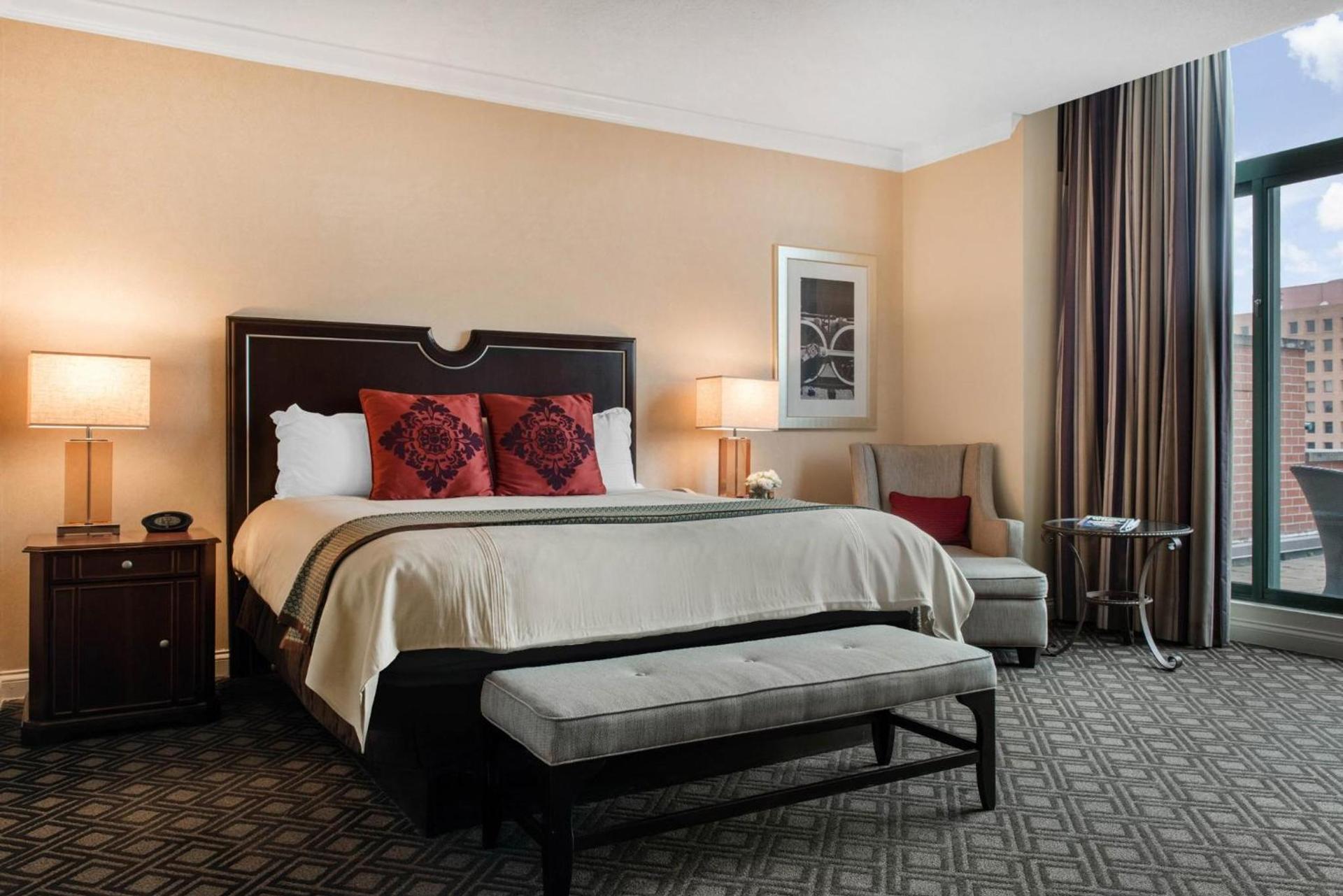 Omni Severin Hotel photo 90
