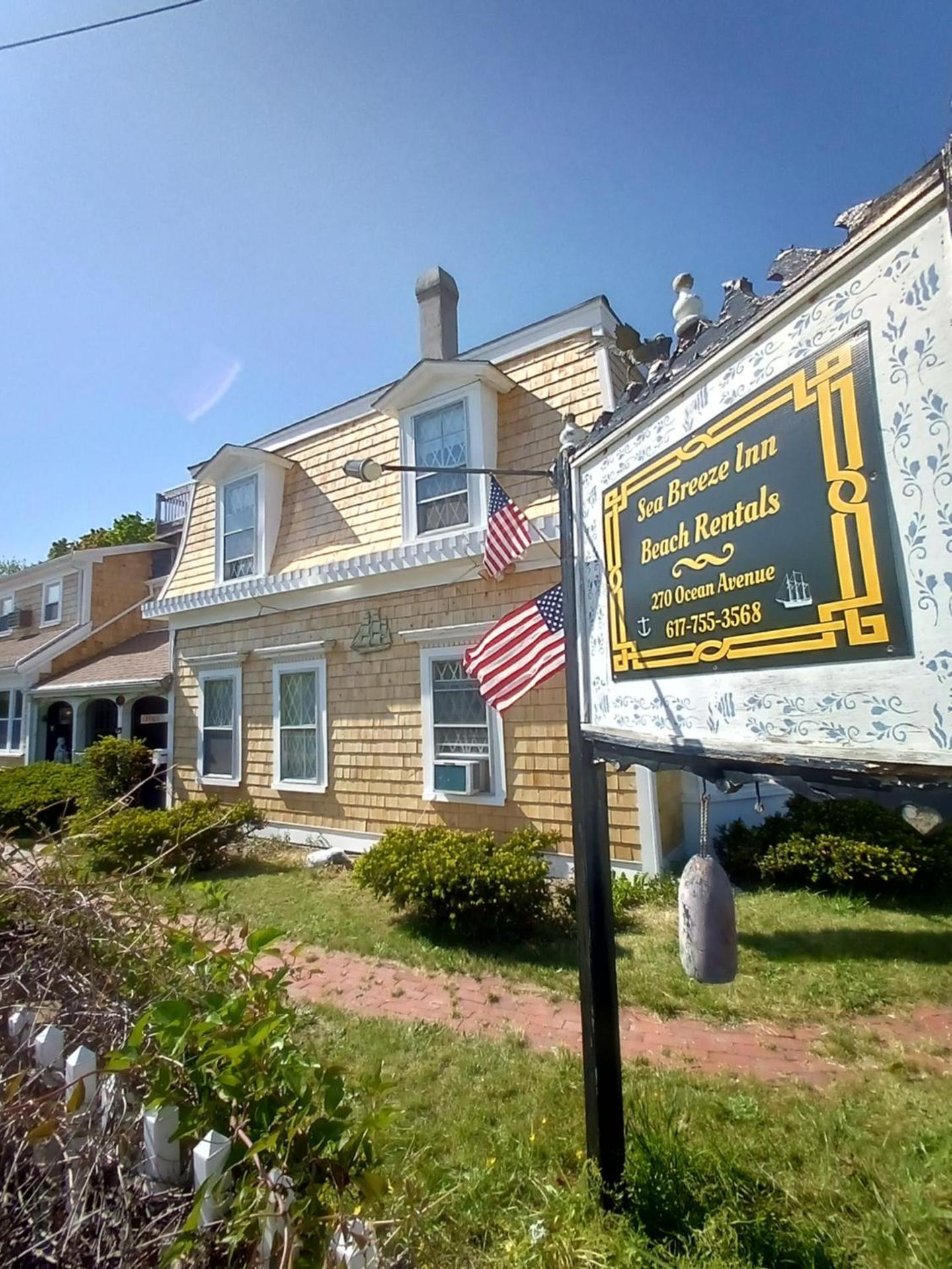 Sea Breeze Inn beach rentals photo 1